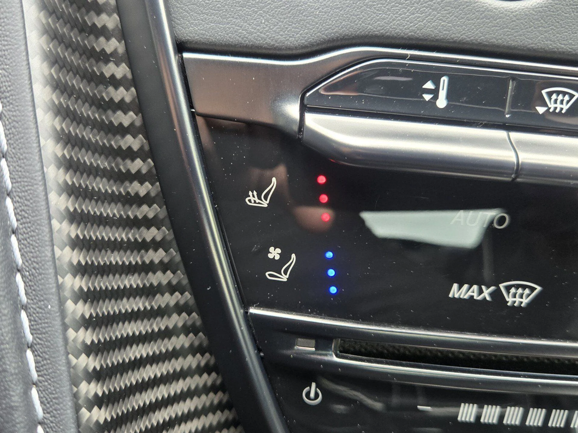 mph029_1605355698_443322235962a7902d2e90a3ba989601x_2cedd14d5b