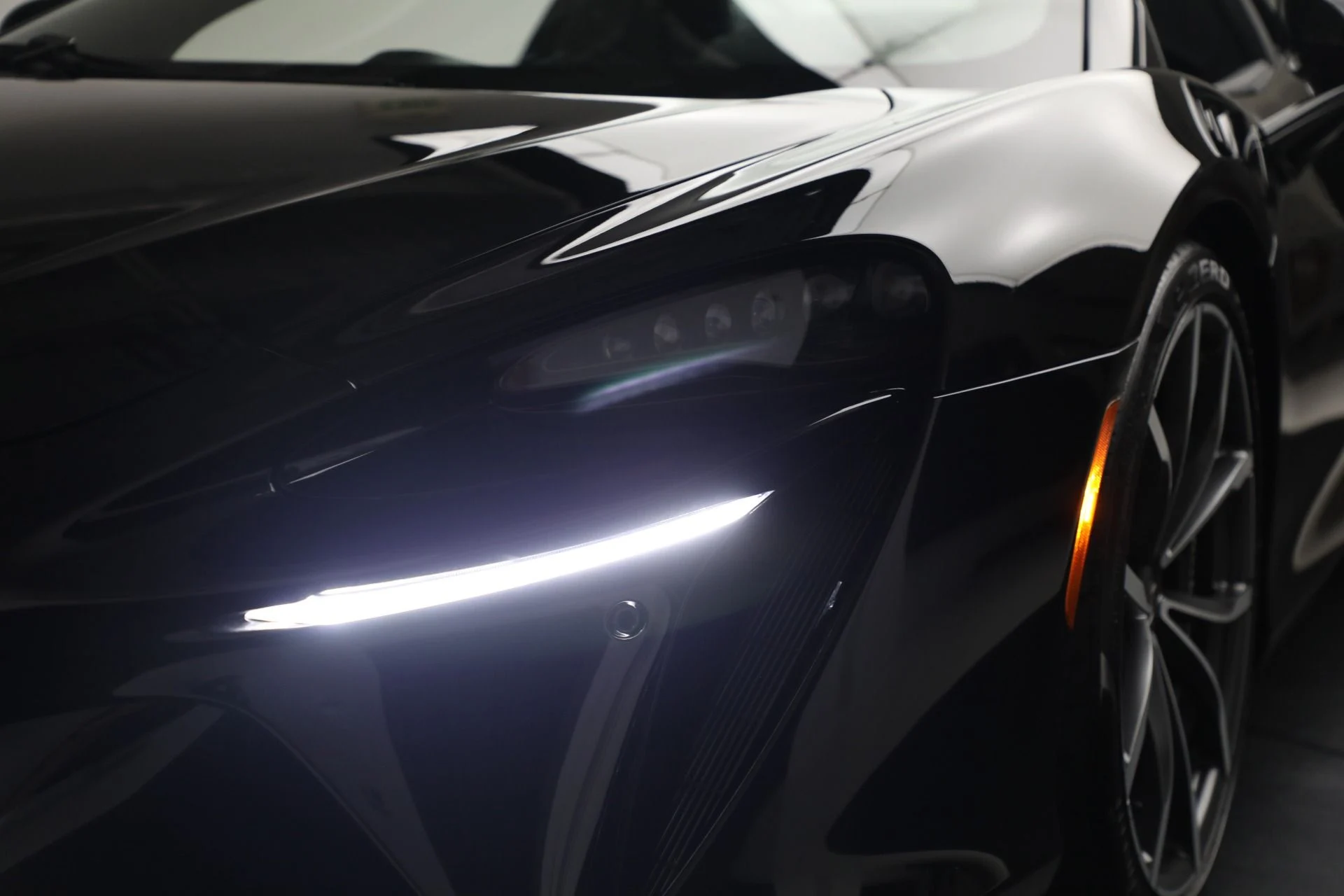 mph029_161430618_New_2025_Mc_Laren_Artura_Spider_d092994b49