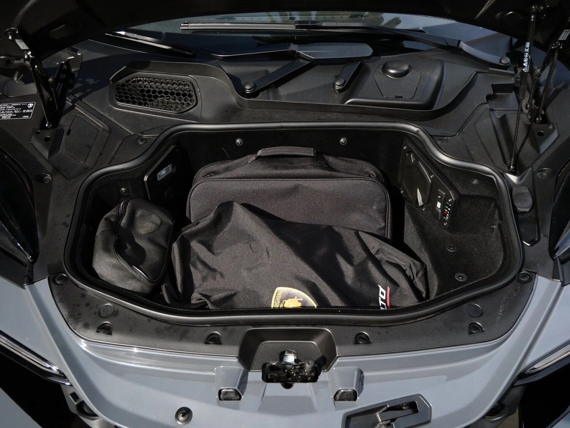 mph029_1615320840_f84760e510db03958306a97cadb56604x_117d3d9eba