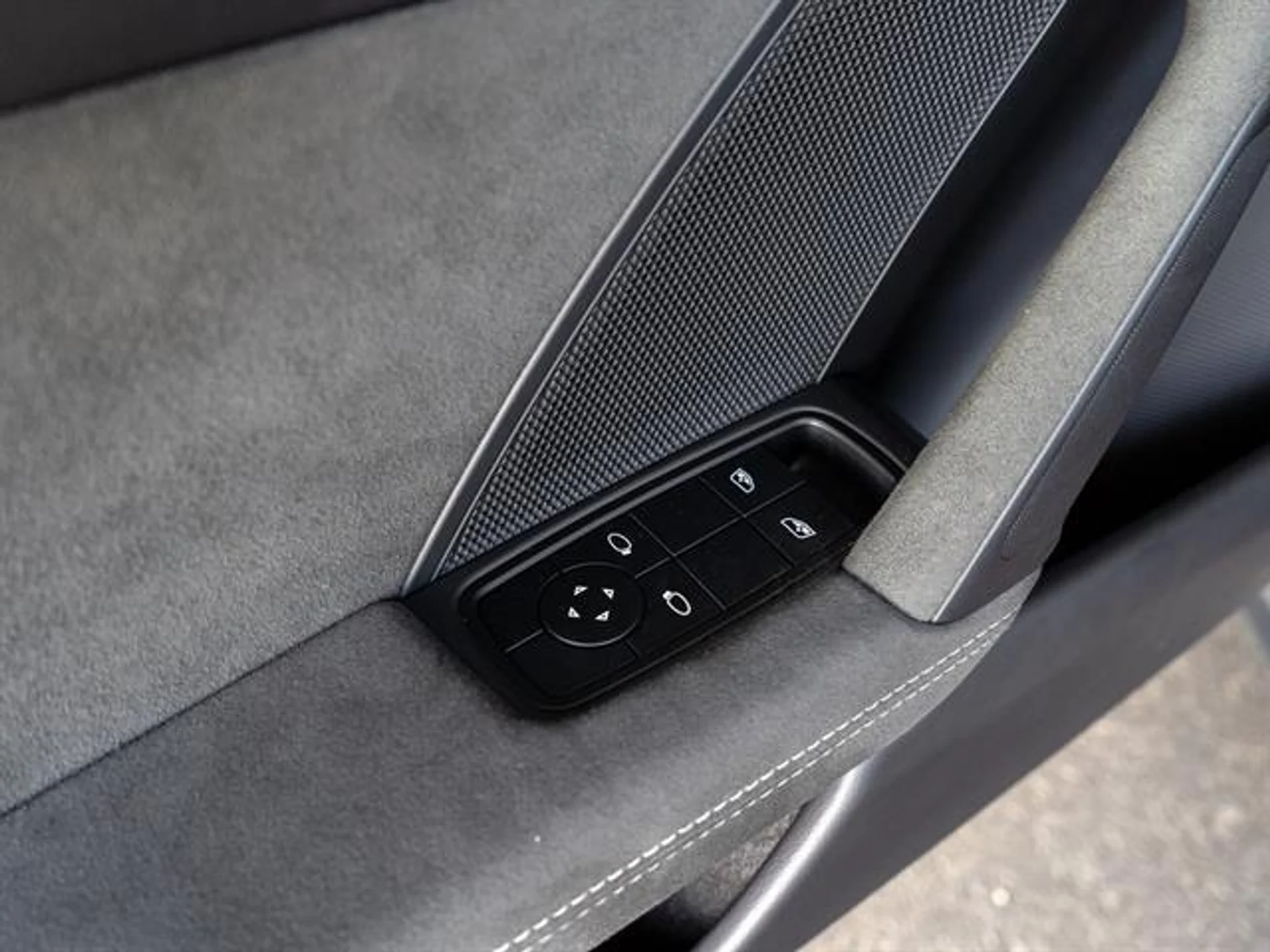 mph029_1617174665_j_Dn_YXFZ_Utt4_Qnv90_j_Ke_Qs_JENHQ_bdd44b8583