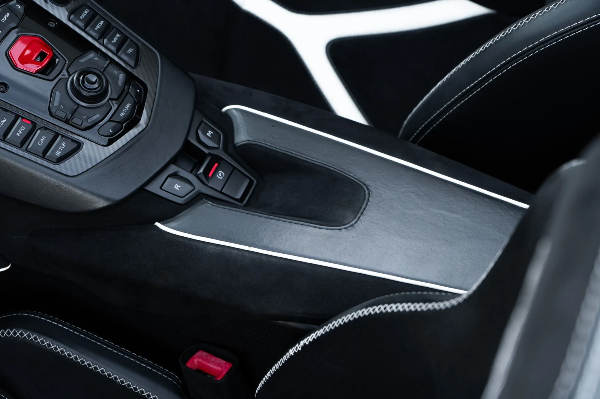 mph029_1620708356_Used_2021_Lamborghini_Aventador_LP_770_4_SVJ_Roadster_1790720056_e81a068ab1