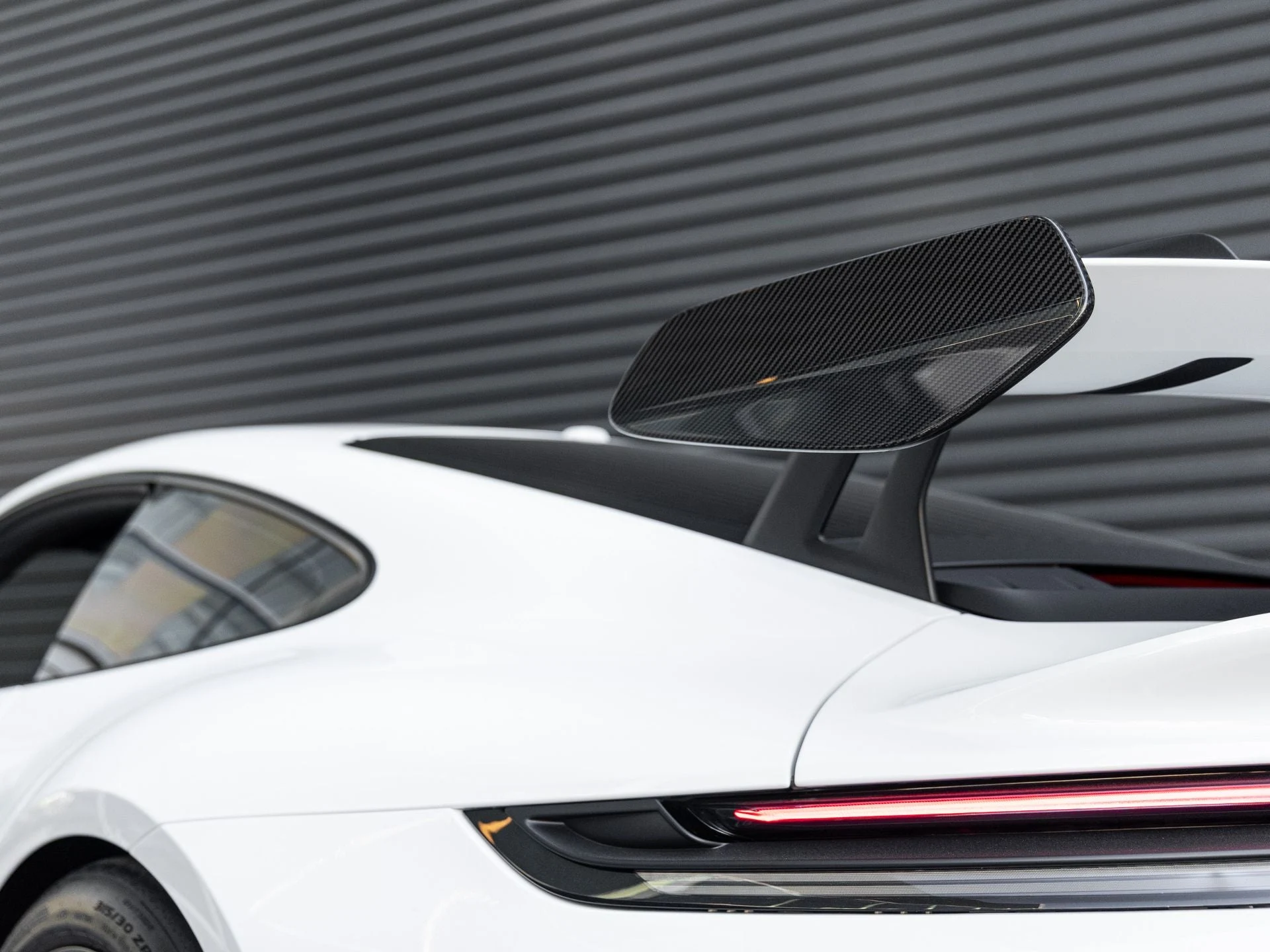 mph029_162420470_30_0b4926f360