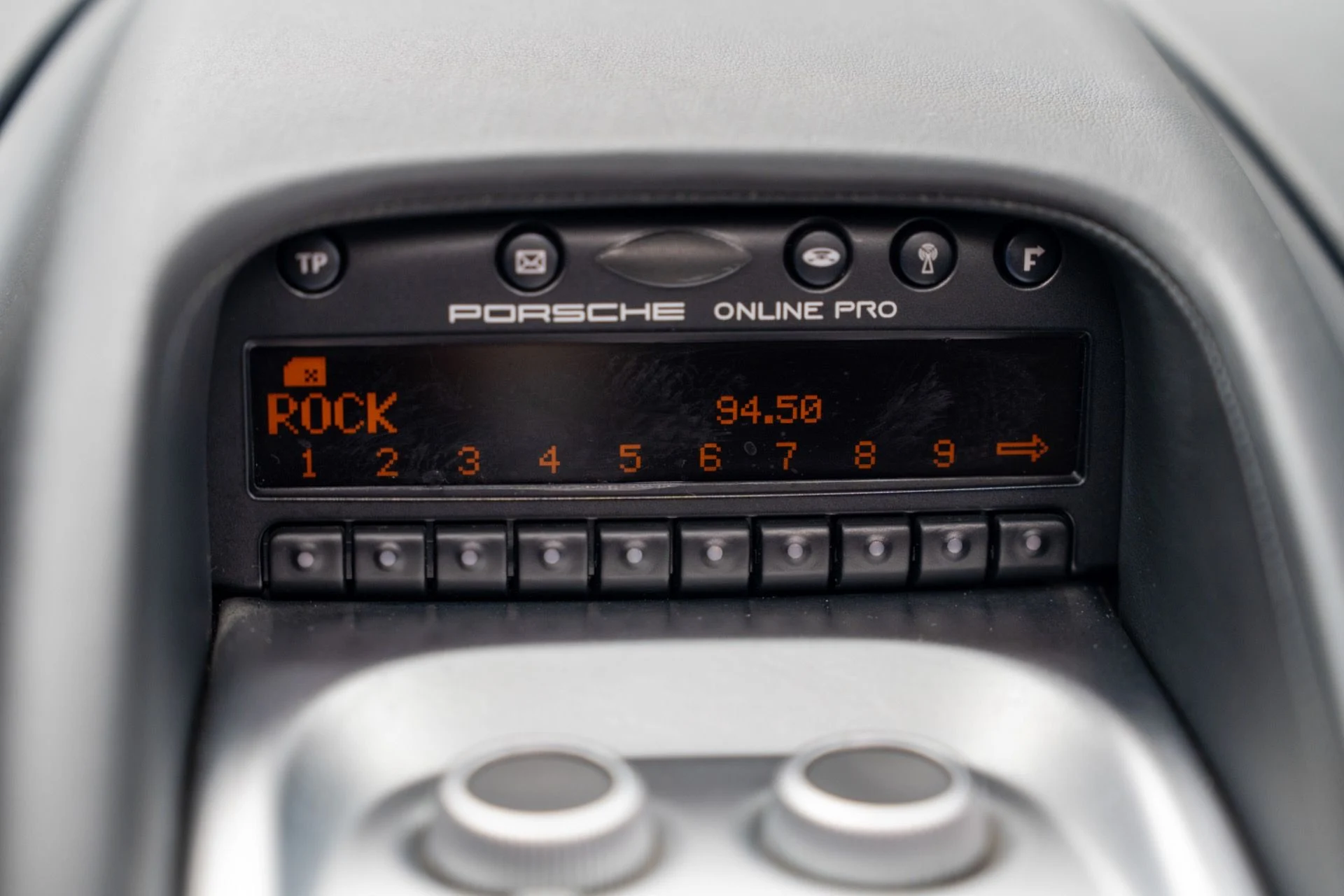 mph029_1625925496_Used_2004_Porsche_Carrera_GT_1793121947_12ad56a0cf