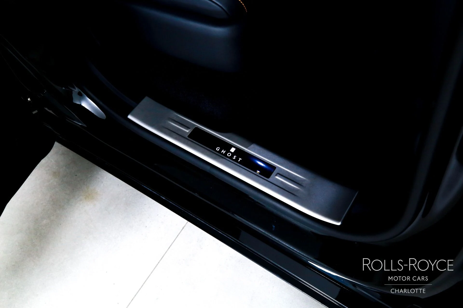 mph029_1626652063_Used_2021_Rolls_Royce_Ghost_1760810069_f41f140895