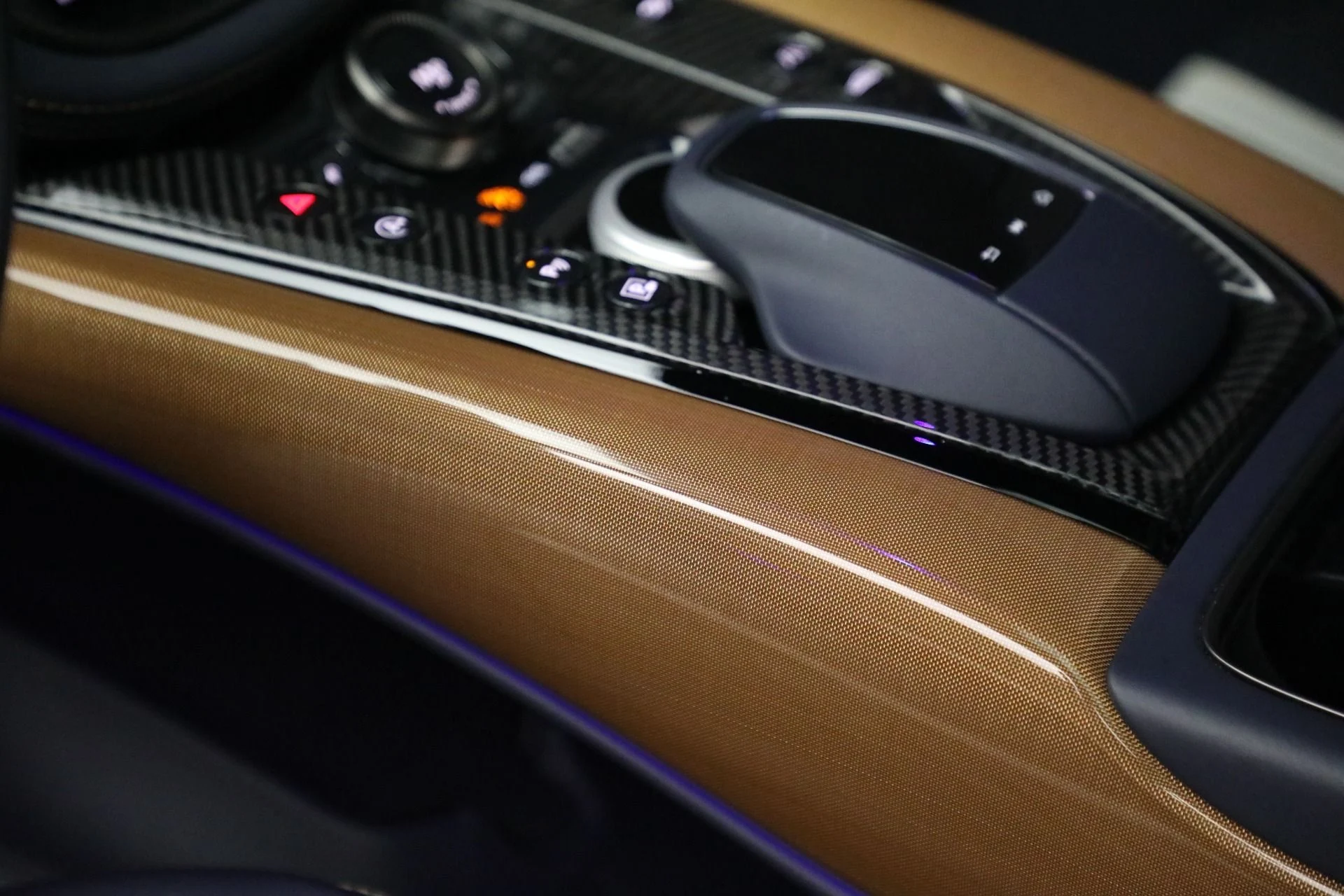 mph029_1627267758_Used_2024_Aston_Martin_DBX_707_1761597901_884c8aa21d