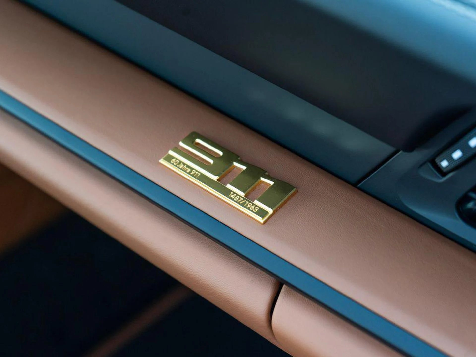 mph029_1638397035_Lo_Bw_Kjd6rg_Sq_Qa1g_E_52_U0_Urw_TY_40bb035206