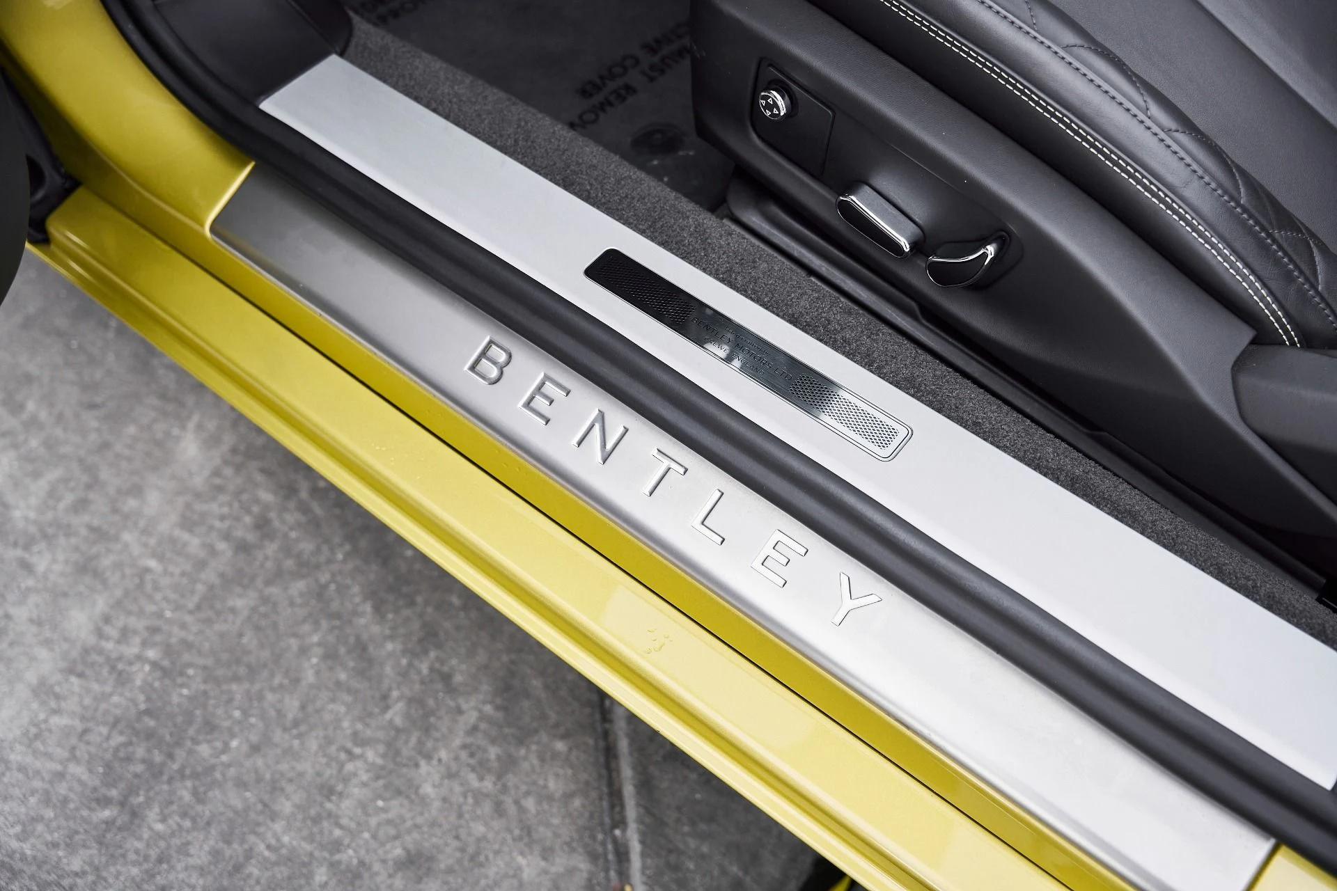 mph029_1664376489_Used_2022_Bentley_Continental_GT_V8_1766800371_c75a0a3311