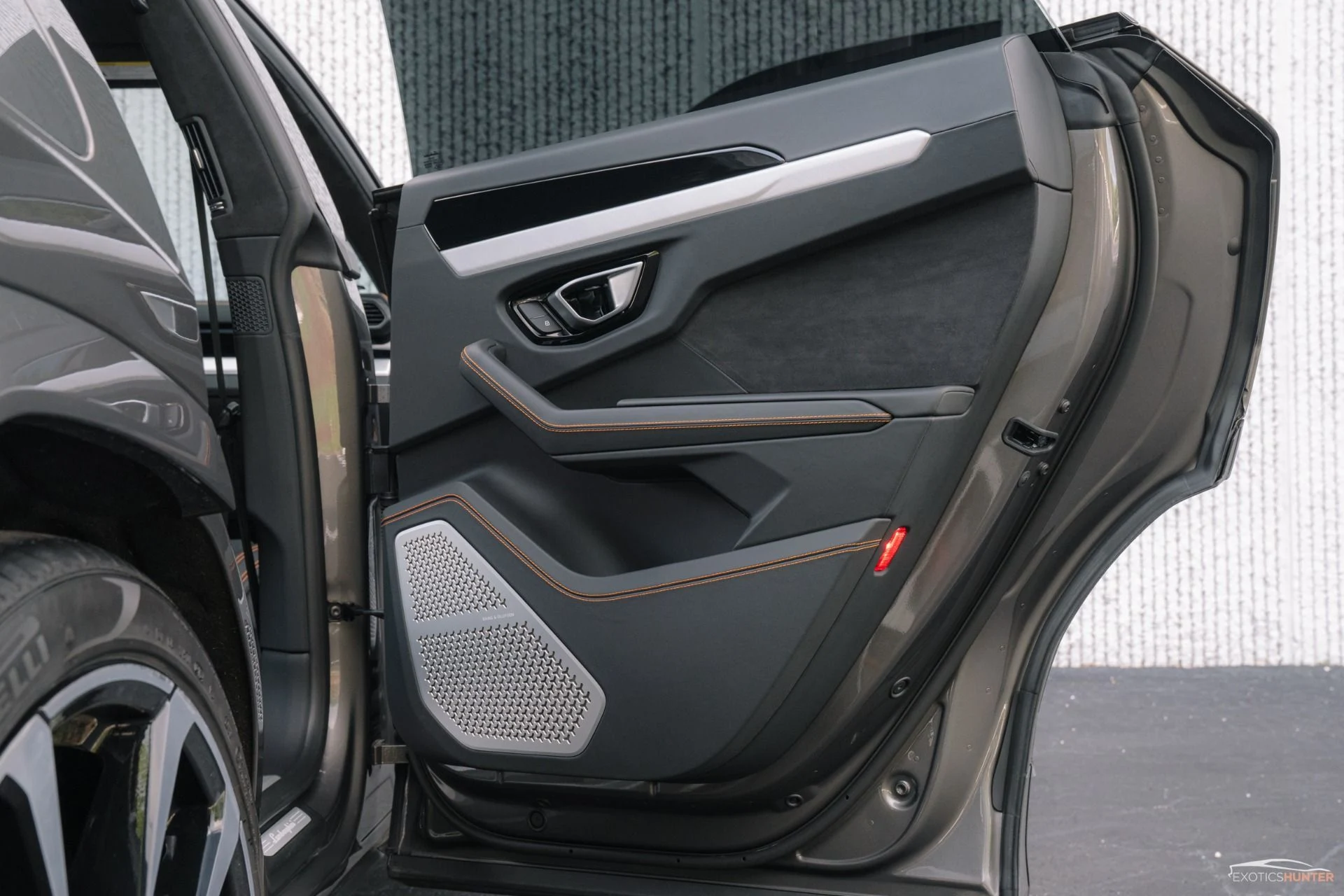 mph029_1665335143_Used_2021_Lamborghini_Urus_w_Bang_Olufsen_Advanced_Sound_Parkassist_1758750706_b94e83ab88