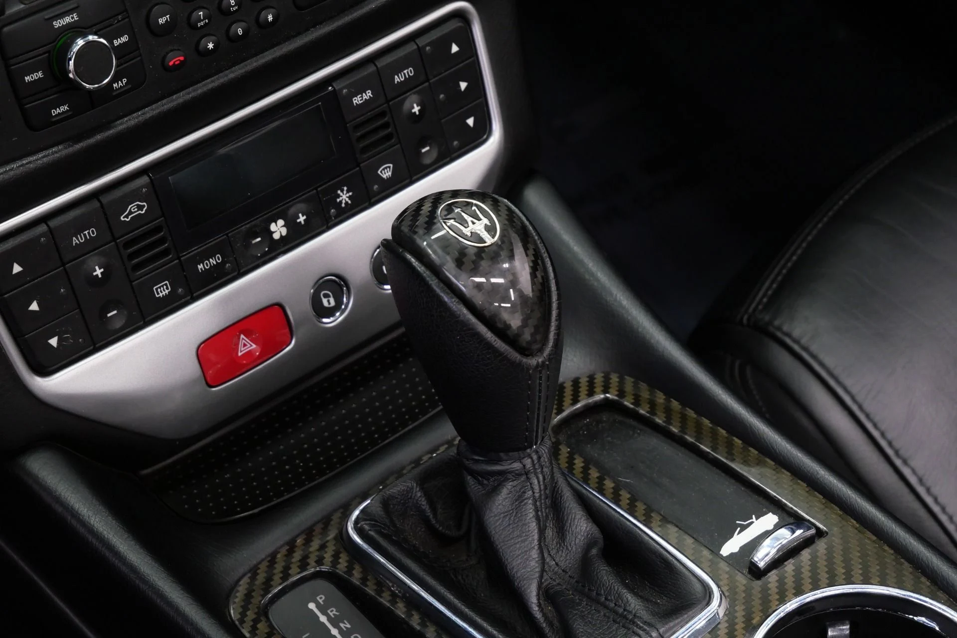 mph029_1675094141_Used_2013_Maserati_Gran_Turismo_Convertible_MC_Carbon_Fiber_Interior_Trim_Great_Sound_1773764089_3bee95b0f6