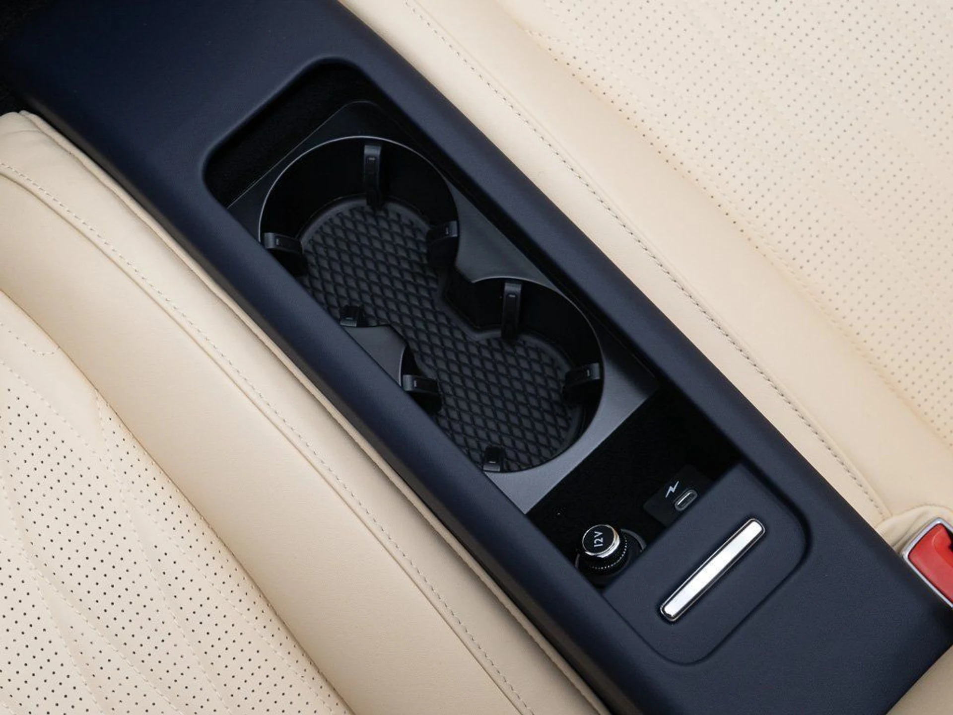 mph029_168571718_b7f55c4dfeb6c40ee2226fb12945fc6b_540e74ad64