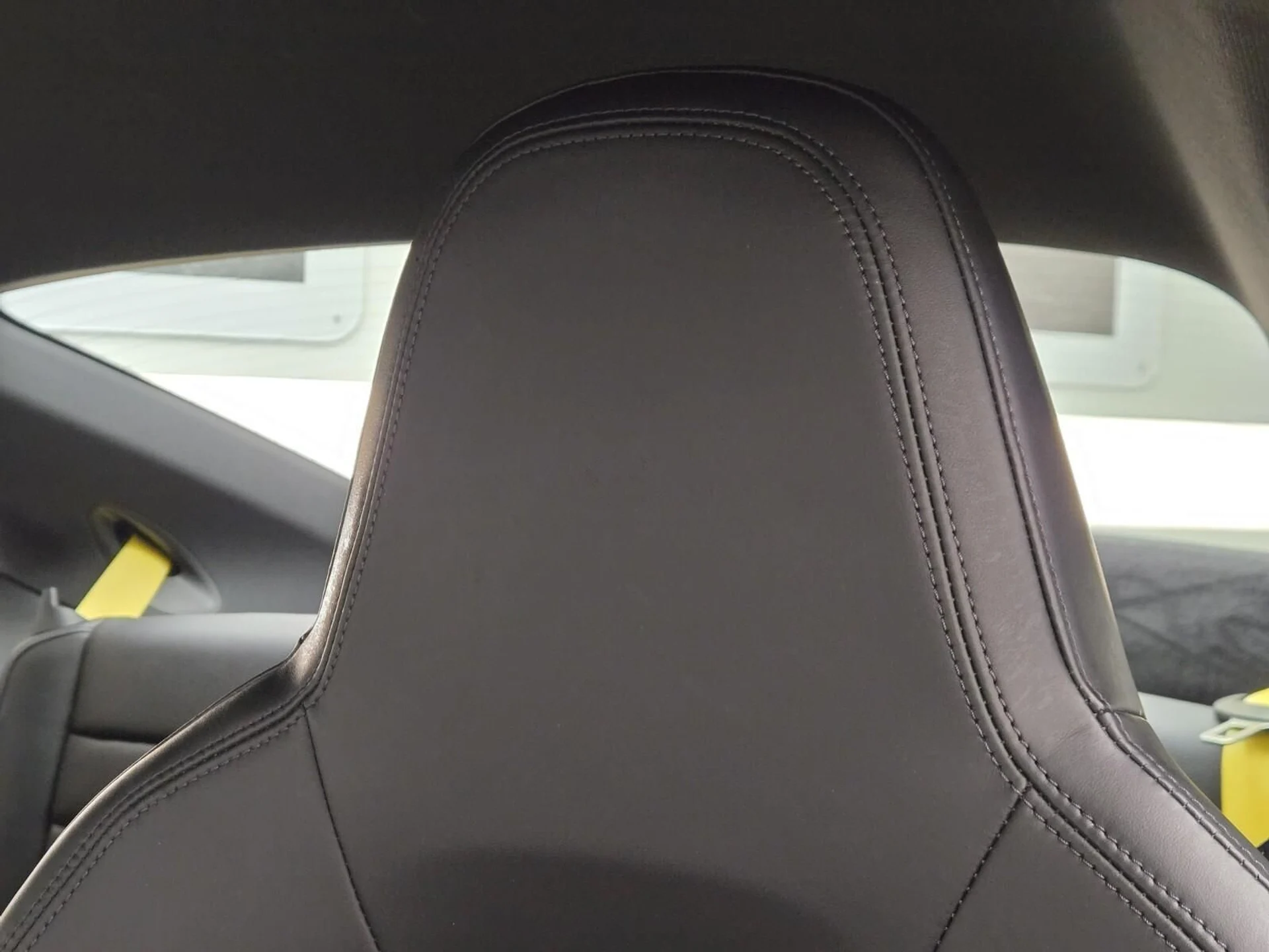 mph029_169129827_Used_2022_Porsche_911_1768891664_54360270bd