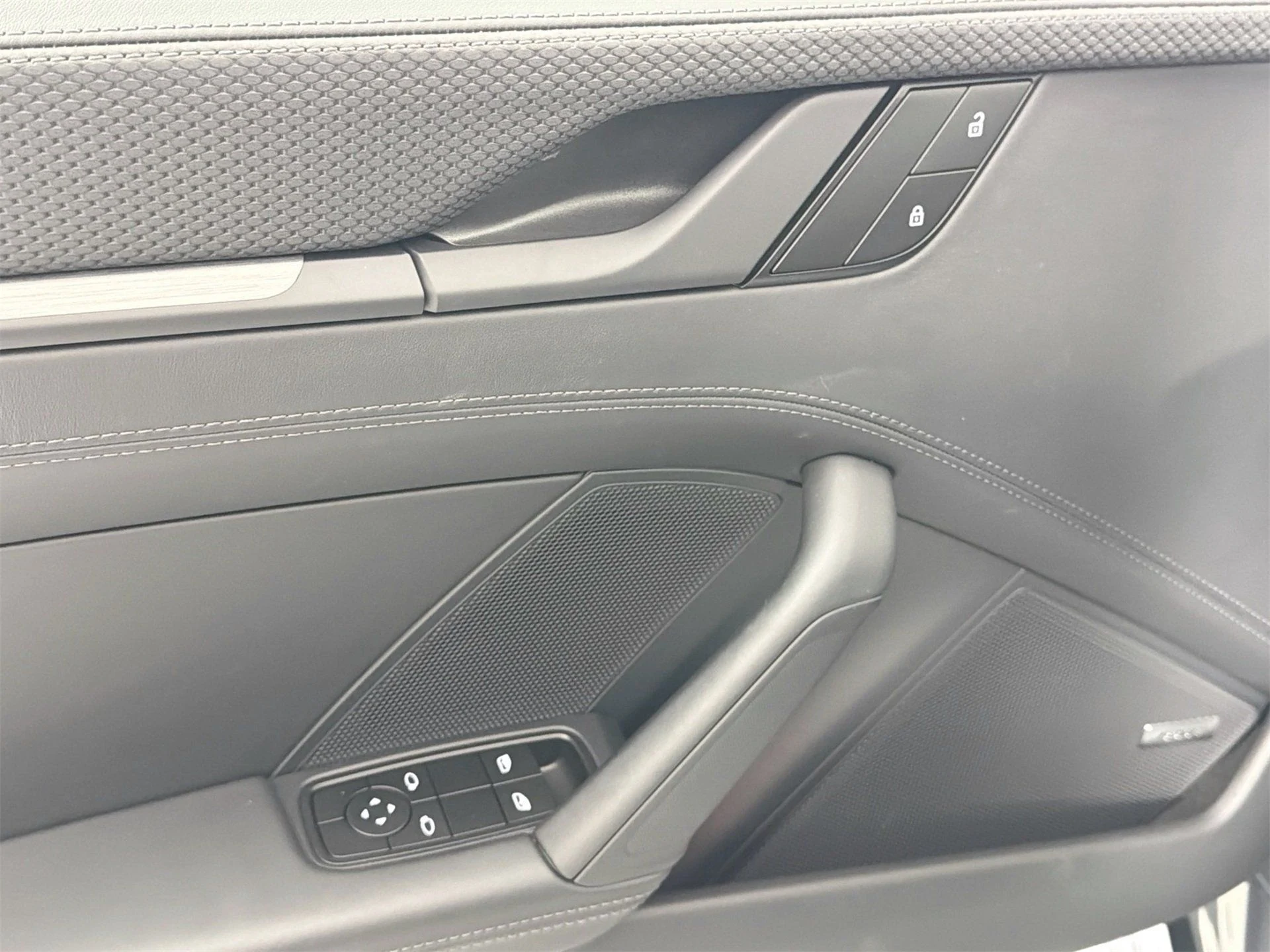 mph029_1691911724_57ffd0ae1f9bd783d1012aa6a85ba32f_260b036959