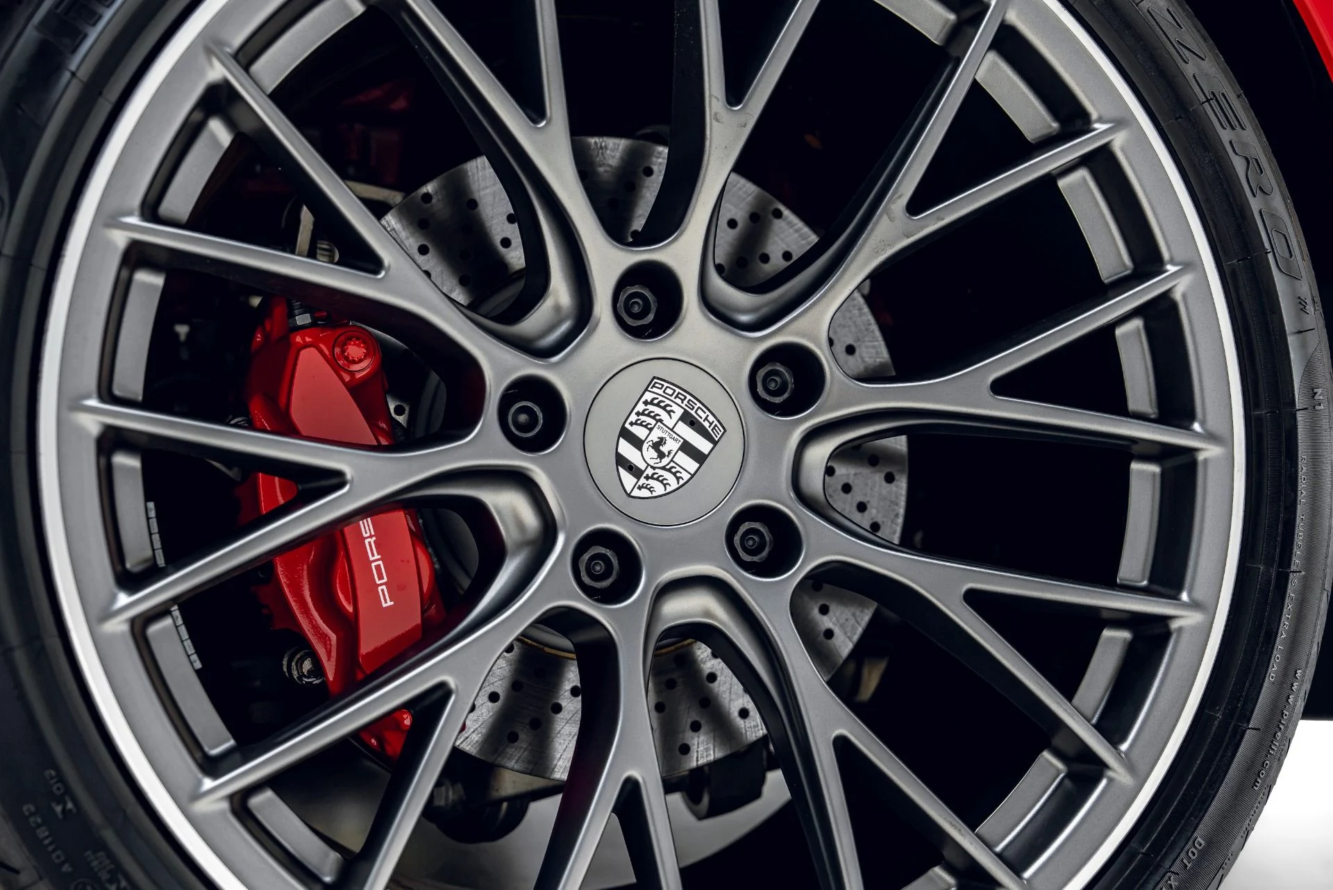 mph029_1728932481_Used_2019_Porsche_911_Targa_4_S_1783372843_9bdcdd2ad3