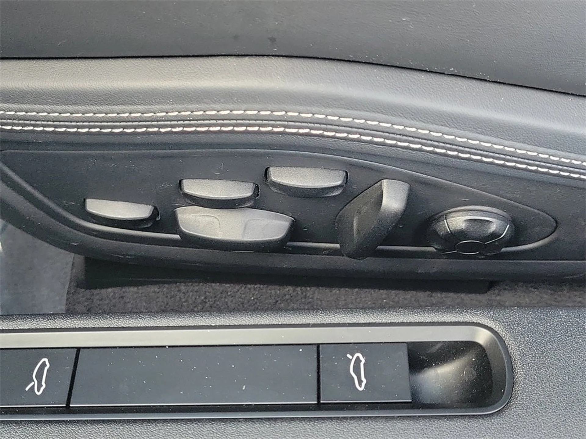 mph029_174546073_30_b999a57739