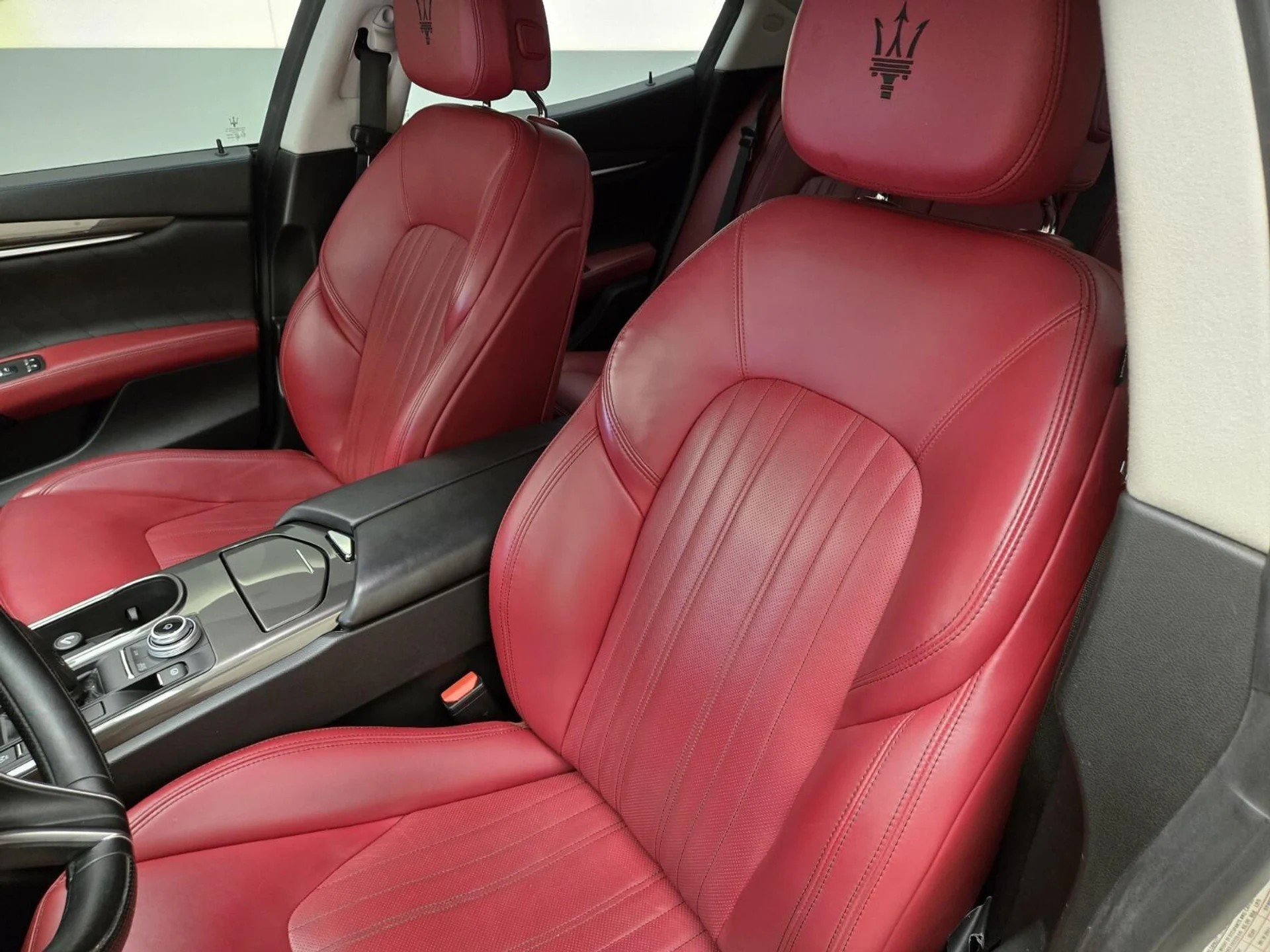 mph029_1747626693_Used_2021_Maserati_Ghibli_S_1734007203_049b9ae5c4