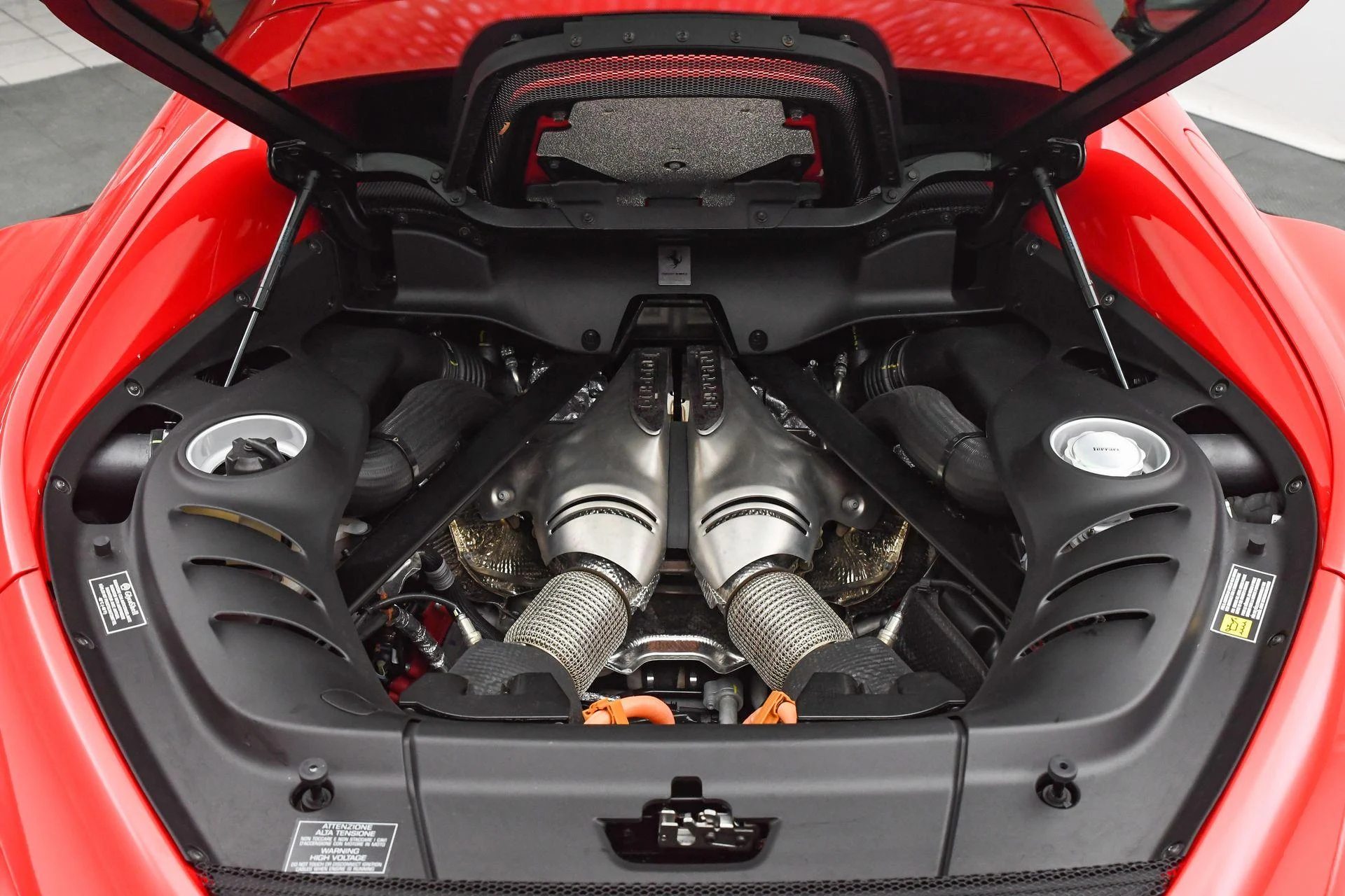mph029_1751469898_Used_2024_Ferrari_296_GTB_Coupe_1757451986_943101695a