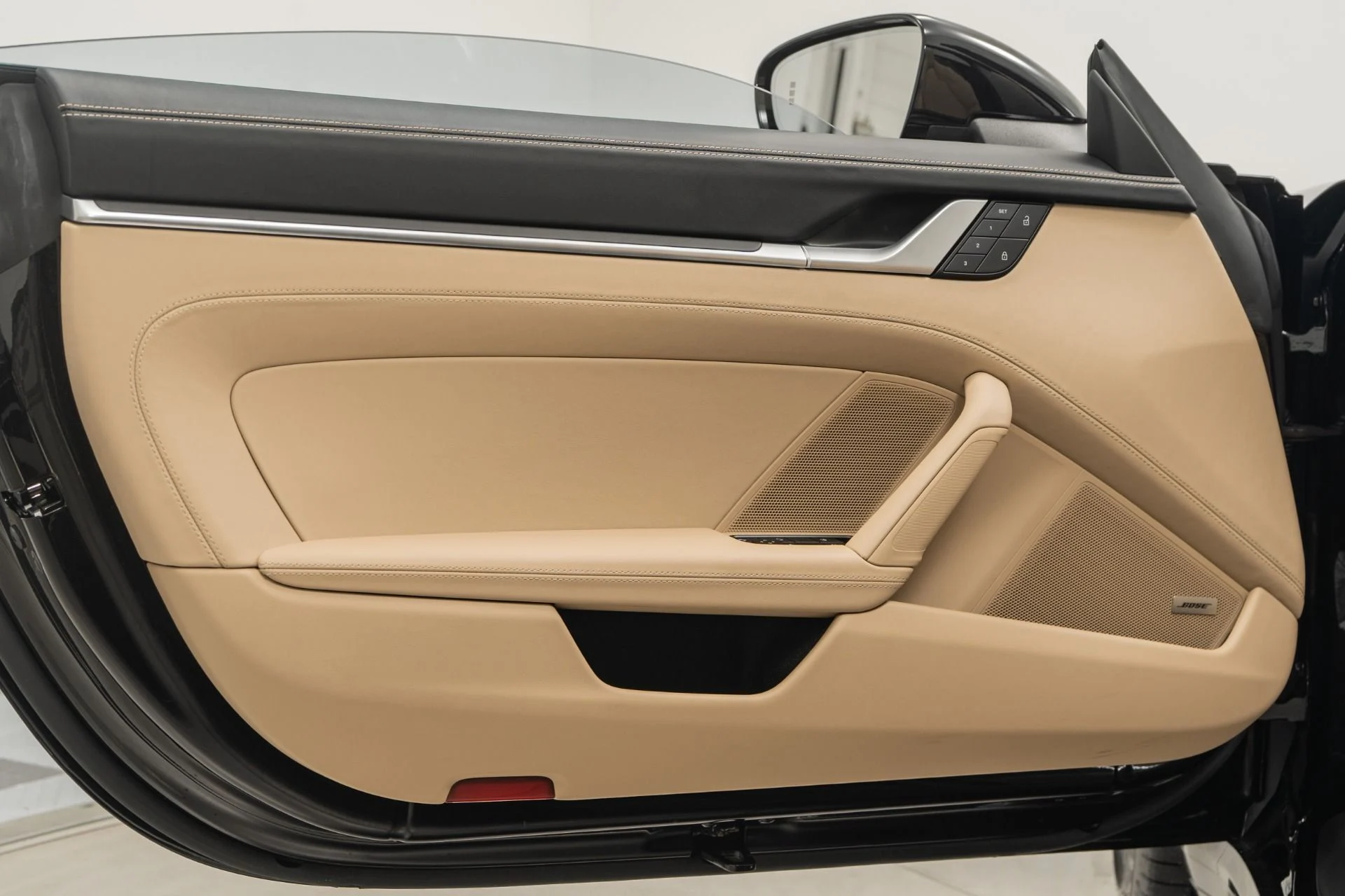 mph029_1756885270_Used_2024_Porsche_911_Targa_4_S_Low_Miles_Sport_Package_Premium_Package_1774034922_eb3fc7fa57