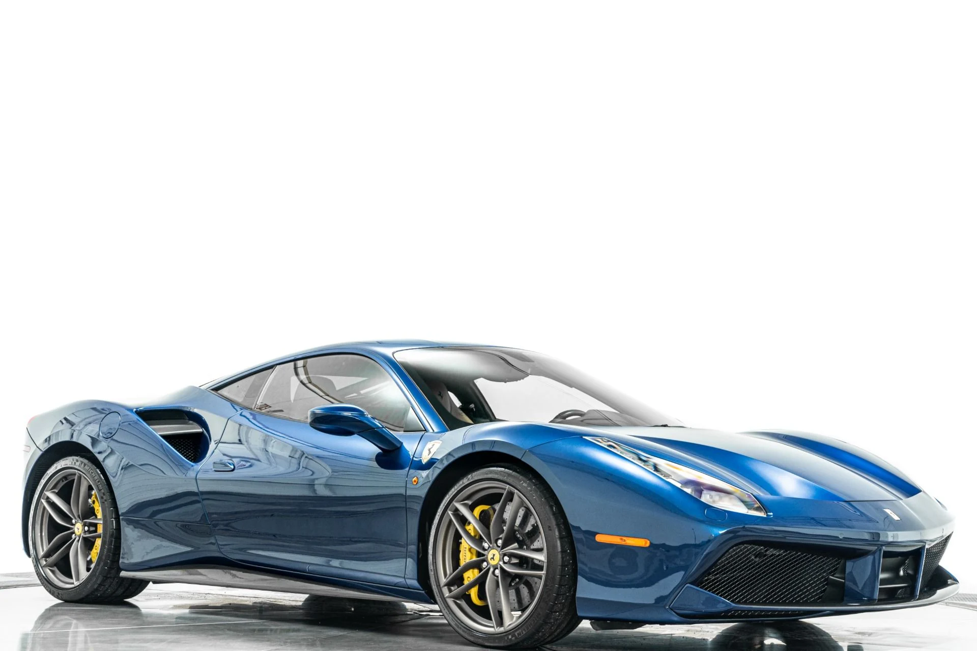 mph029_1773606015_Used_2018_Ferrari_488_GTB_1778536187_9bff45cd62