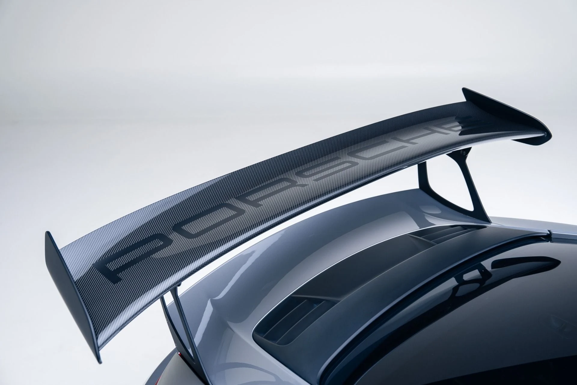 mph029_177764657_Used_2019_Porsche_911_GT_3_RS_1764709601_9be2a15490