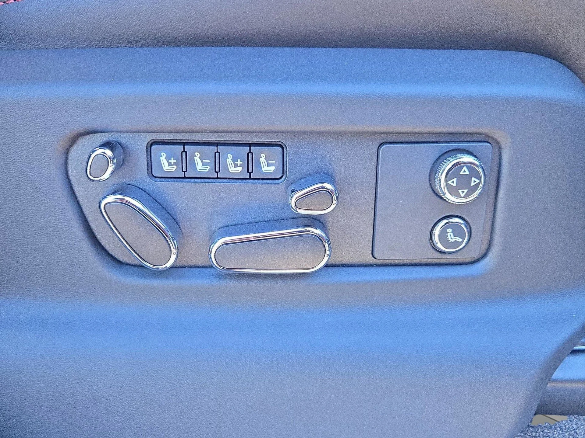 mph029_1787235574_a4cbfd68e595c5efa55e86f4753e4122x_aa00c1bb20