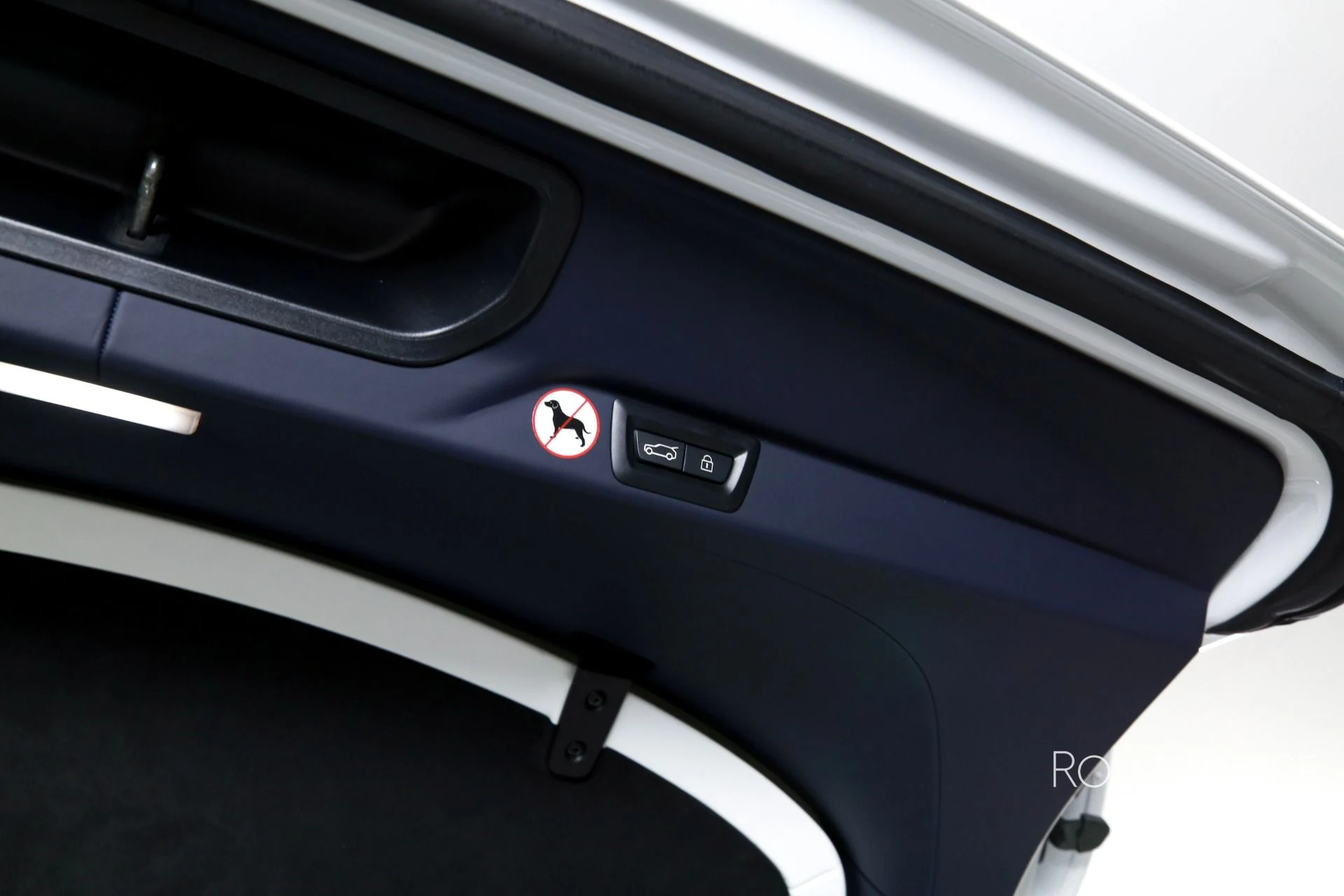 mph029_1791051559_Used_2023_Rolls_Royce_Black_Badge_Cullinan_1769450134_faf0c8064d