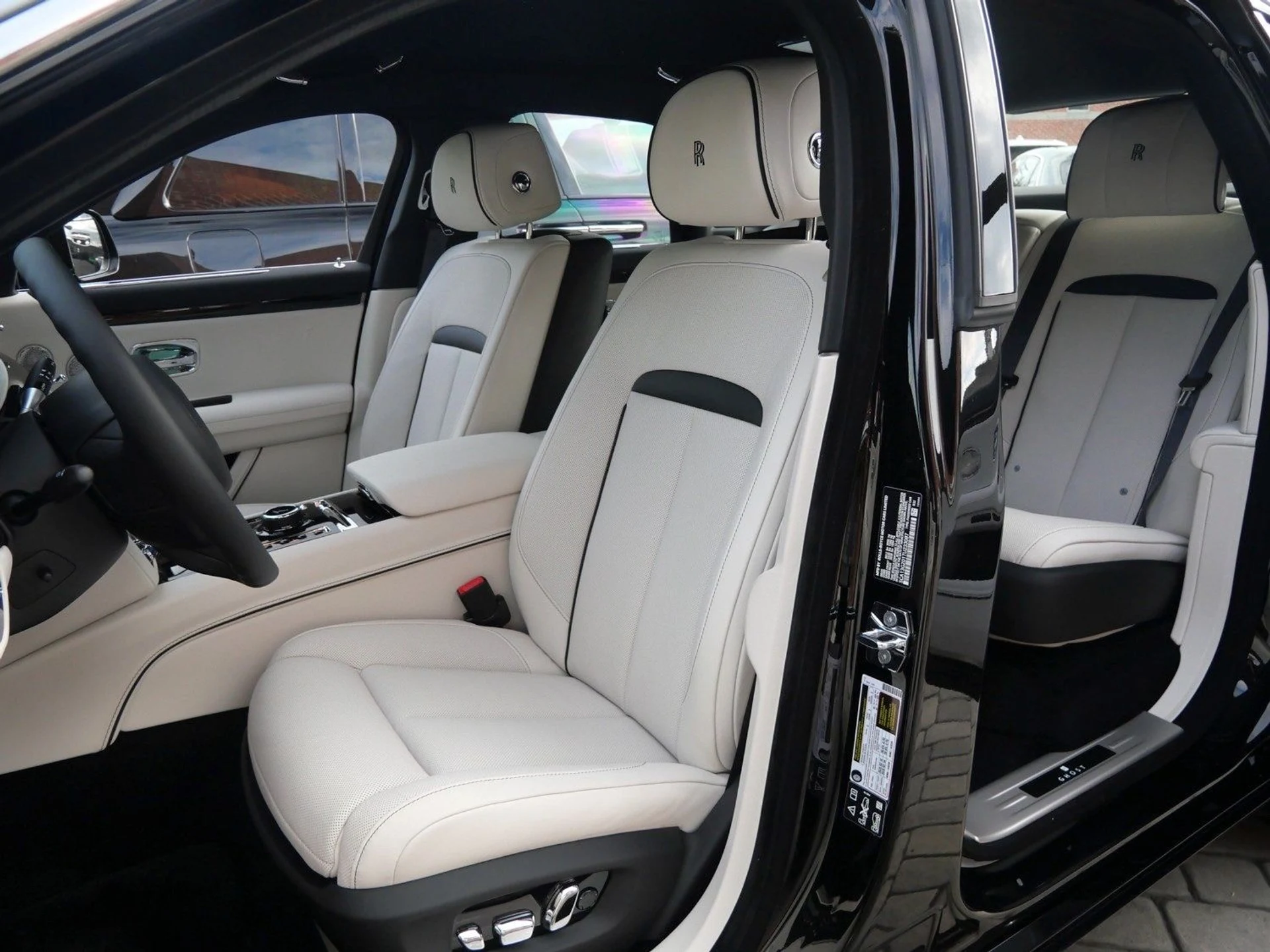 mph029_179131704_3c107800547d4e85711eb9216b10e386x_dc8b823d14