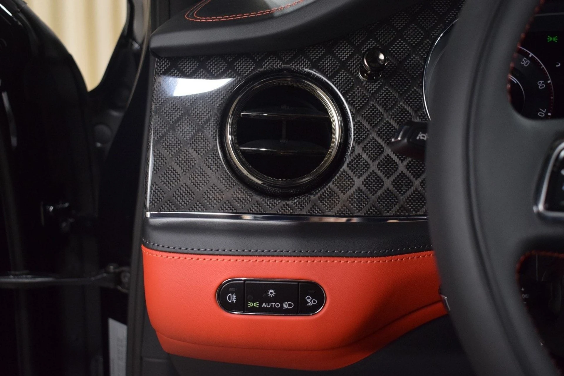 mph029_1792846257_d85dc67d45a5fe851f8262702830189ax_2c570acd86