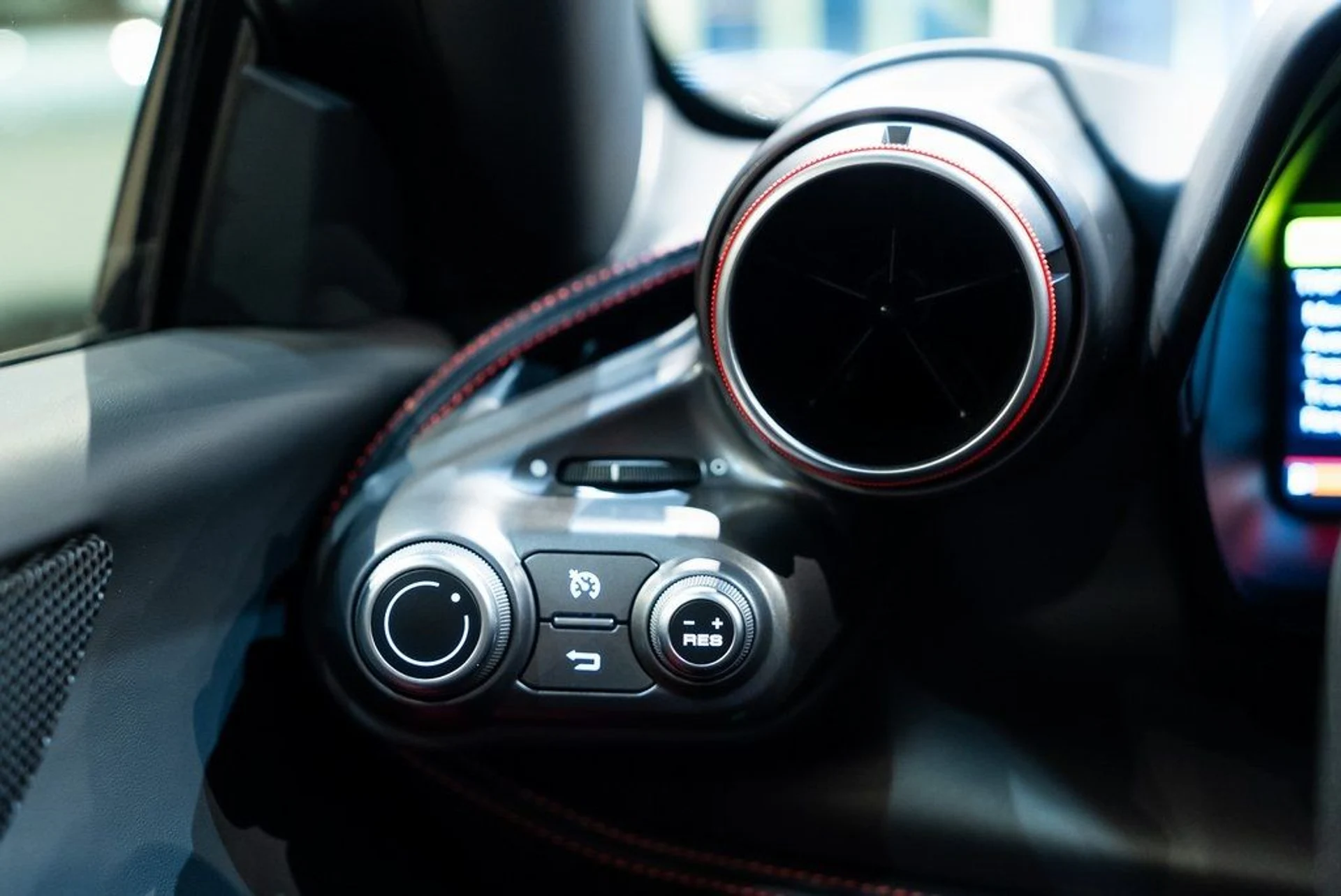 mph029_1793147042_c899d2c2dd2a35311e47d967f0033b03_8cb78882f3