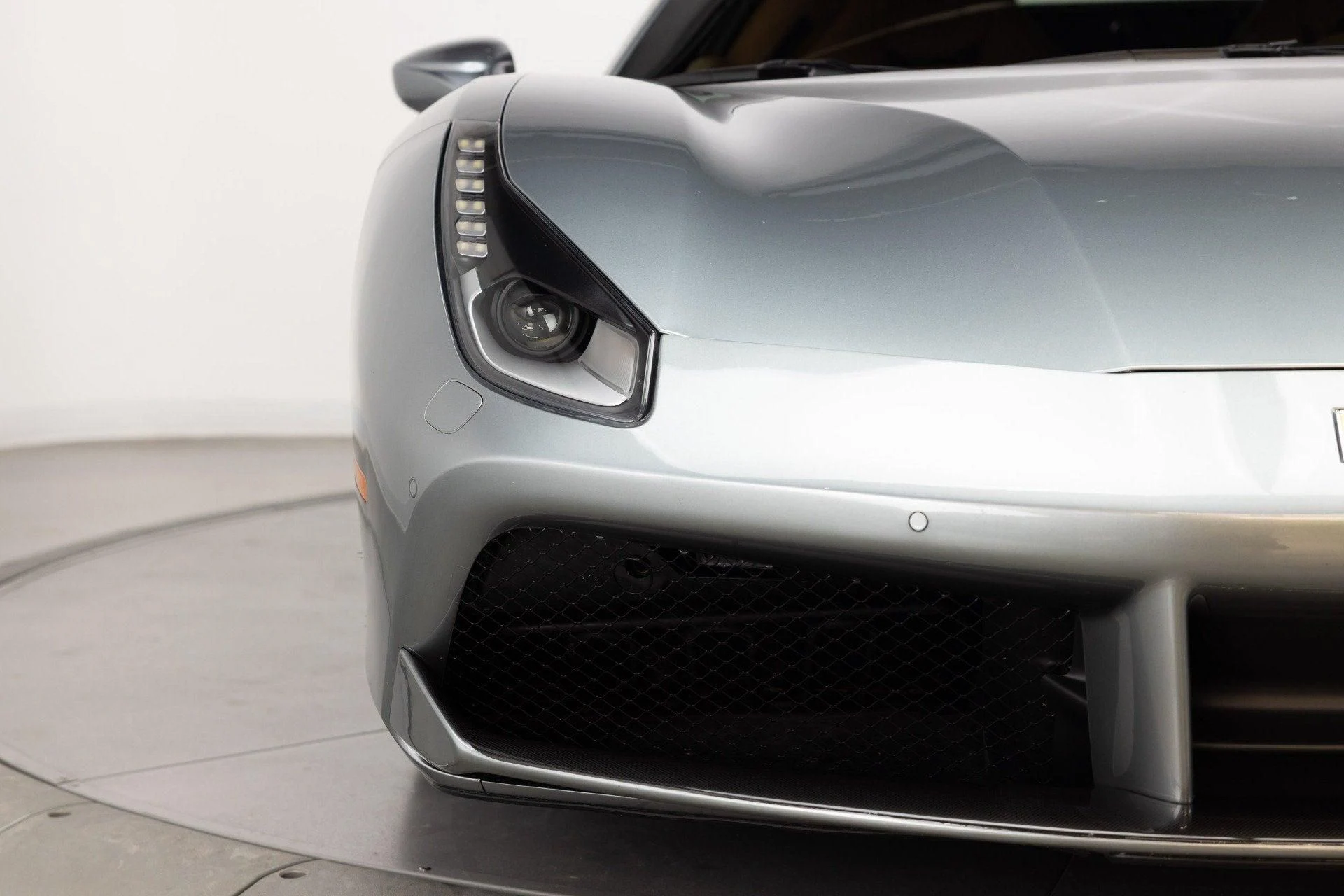 mph029_180558482_Used_2017_Ferrari_488_Spider_1784891679_b66d1262a2