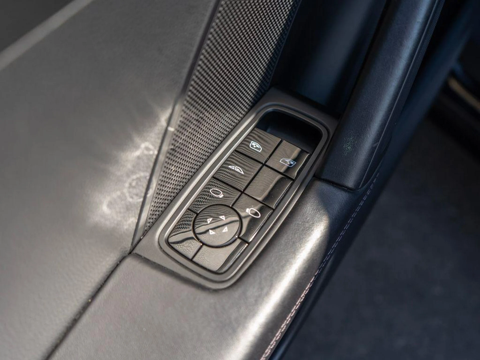 mph029_1807507686_5_Rd3h_Ey4_Nidff81b_Ob_QZZ_26_HW_Ug_7f881ca61d