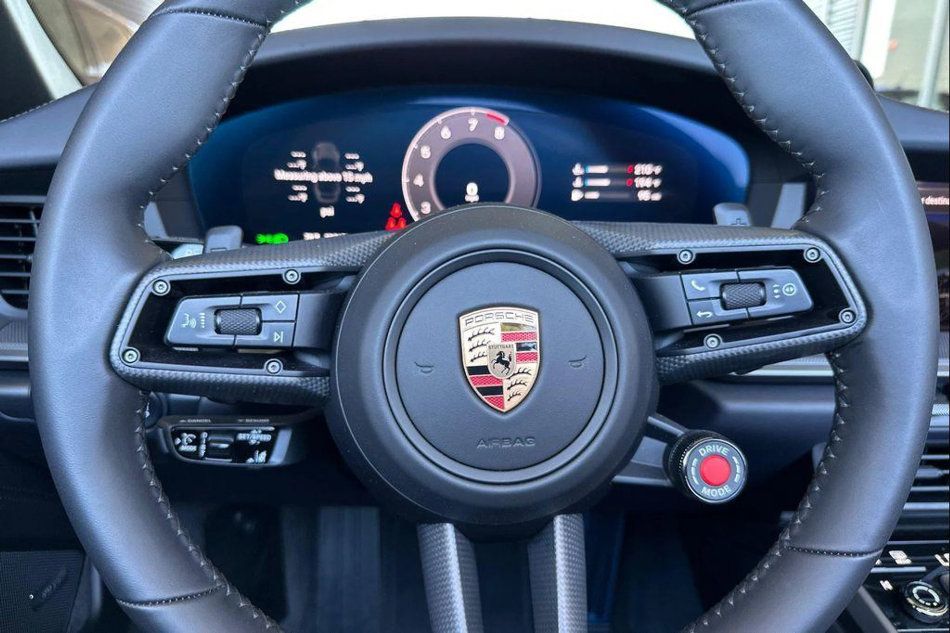 mph029_1807697413_Yl_z_Muv_Eo_V5316imyu6xf00_Jik_b601b2d9de