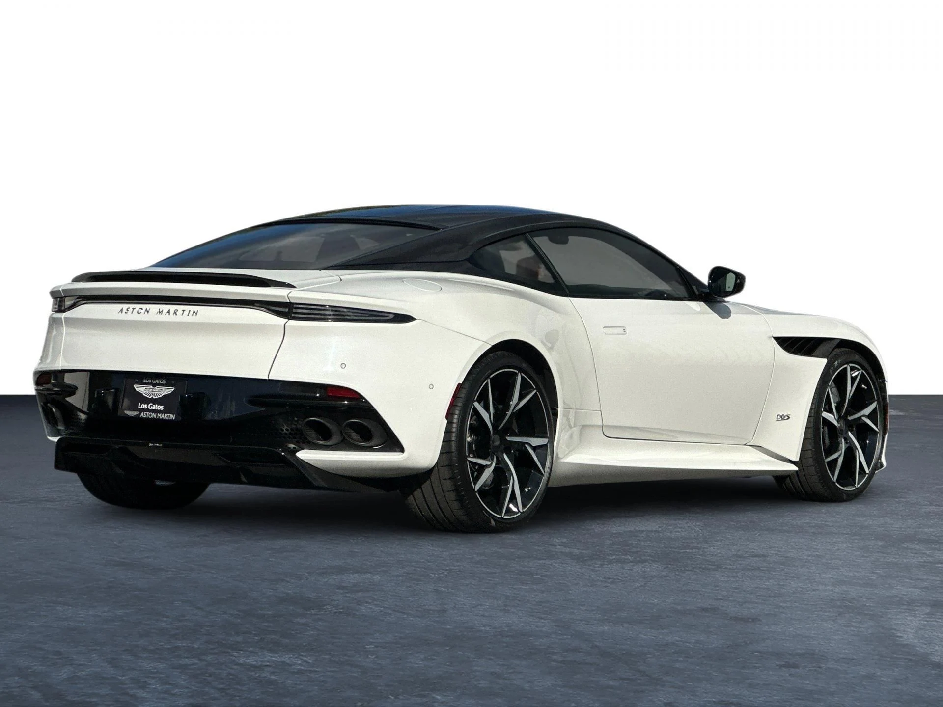 mph029_1809381007_Used_2019_Aston_Martin_DBS_Superleggera_1760105850_5de7d43a61