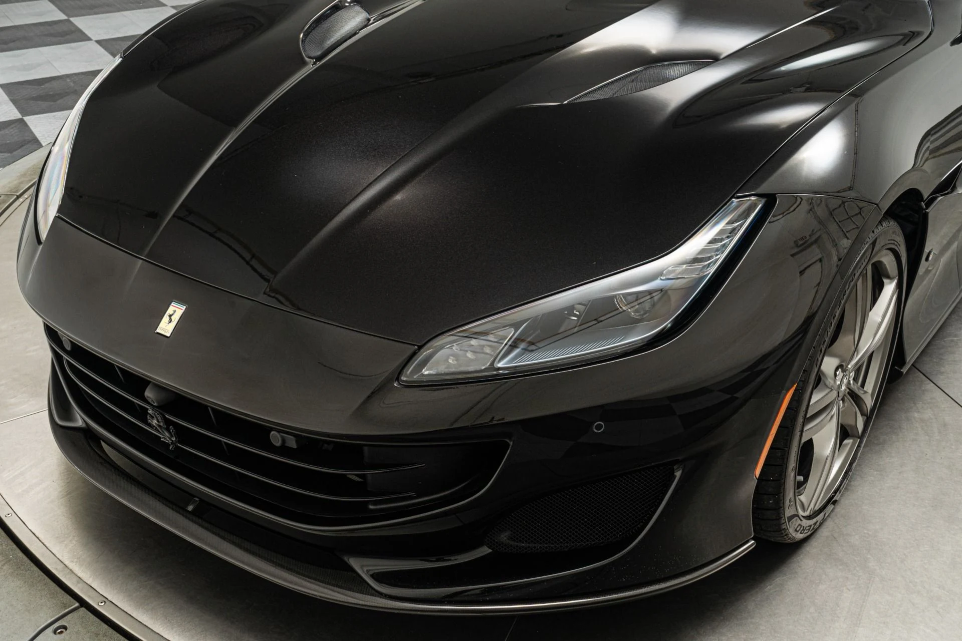 mph029_1809814970_Used_2020_Ferrari_Portofino_Lots_of_Interior_Carbon_Square_Quilting_Magneride_Suspension_1763996776_97a452e240