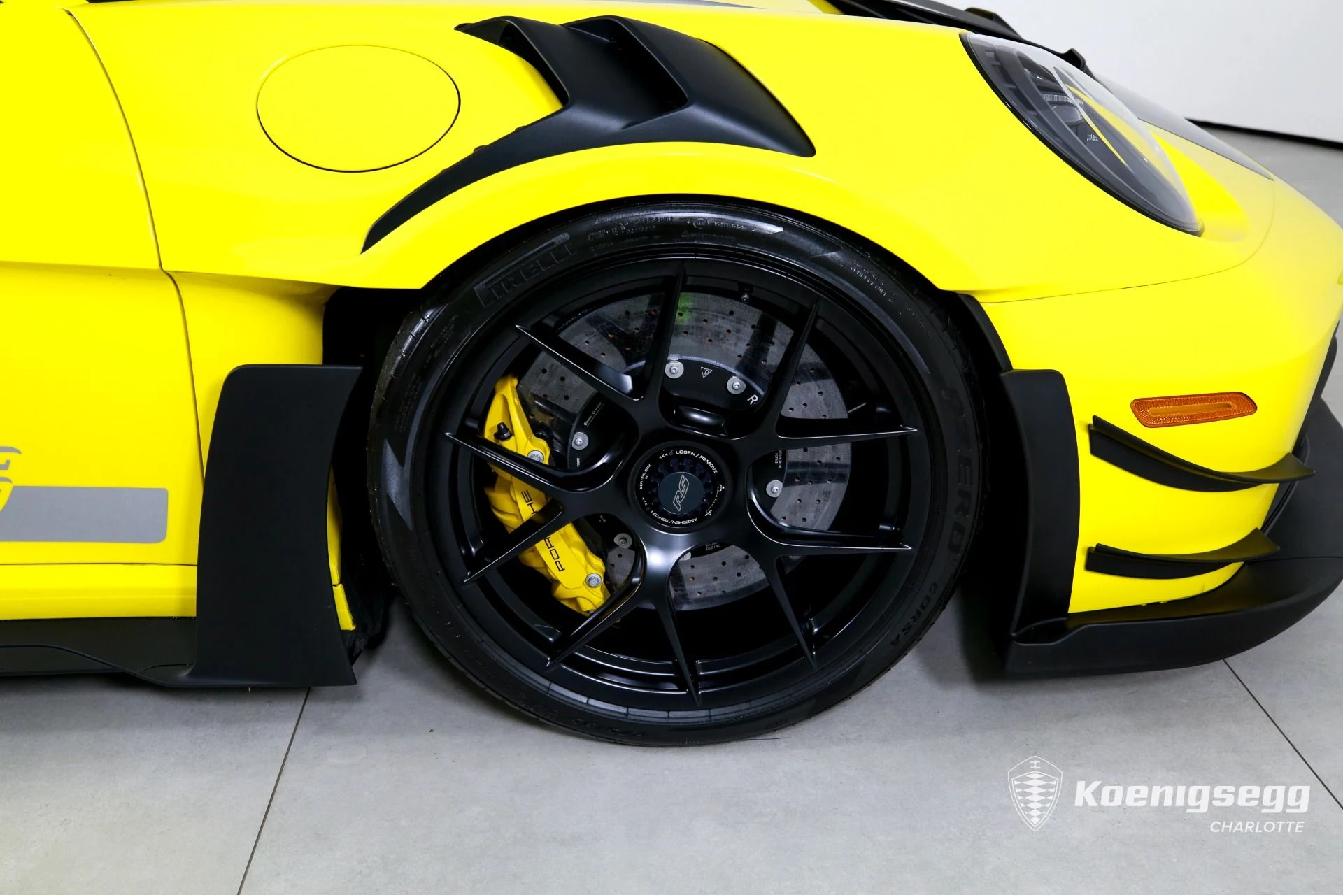 mph029_1822342367_Used_2024_Porsche_911_GT_3_RS_MANTHEY_1774641347_28f041c75f