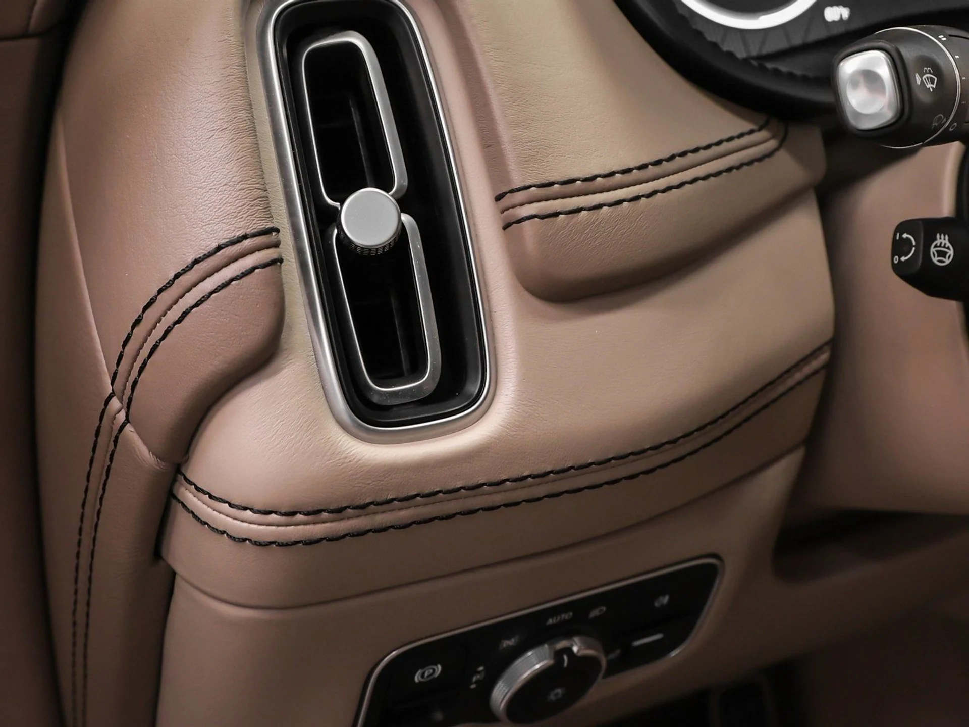 mph029_1828171902_30_885a18f8ff