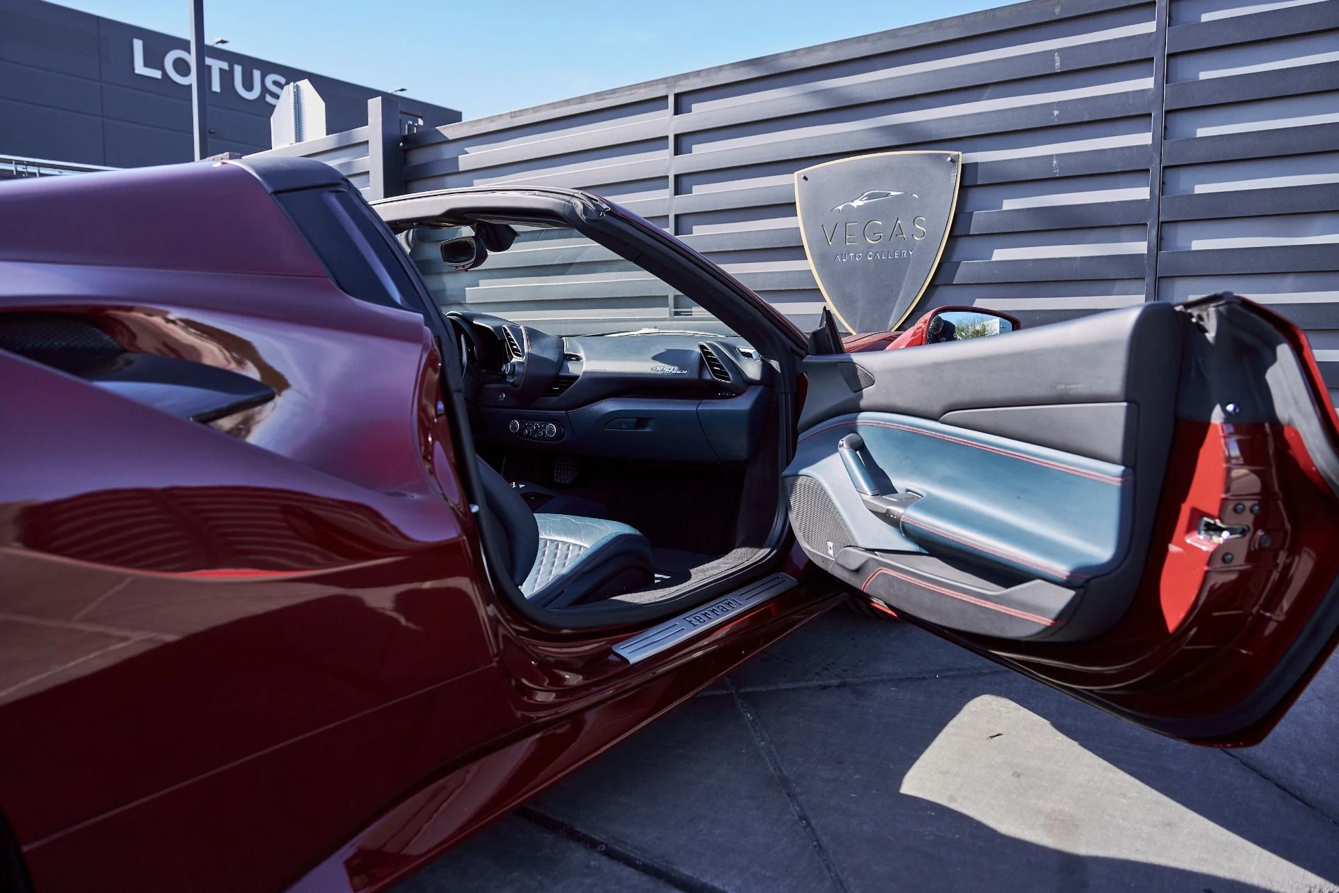 mph029_183064017_Used_2019_Ferrari_488_Spider_Base_1769555019_34df0aa280