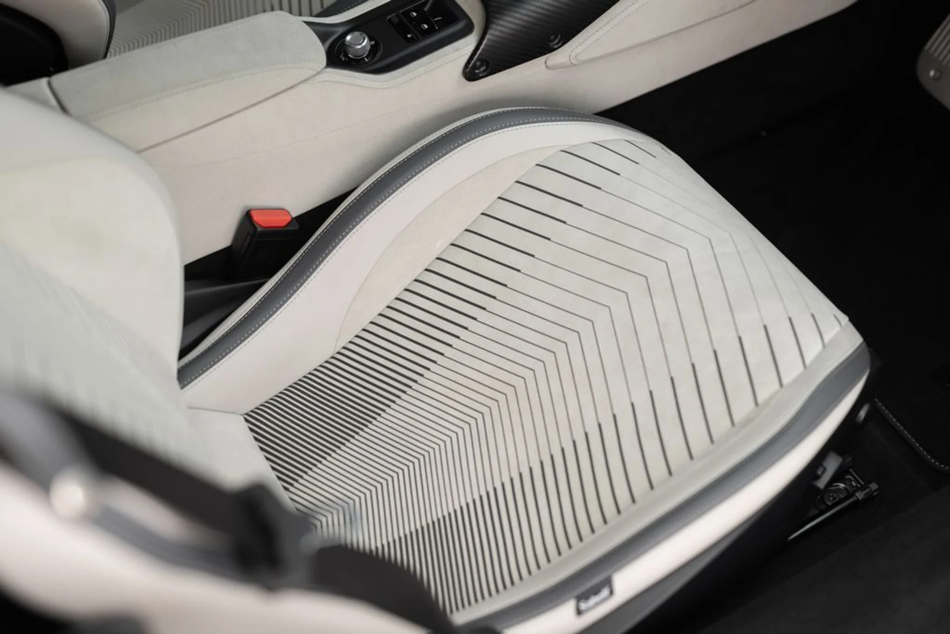 mph029_1833704288_a81c54b58ac81c4f8ef68bf4eb8a1fc6x_b88b4b6040