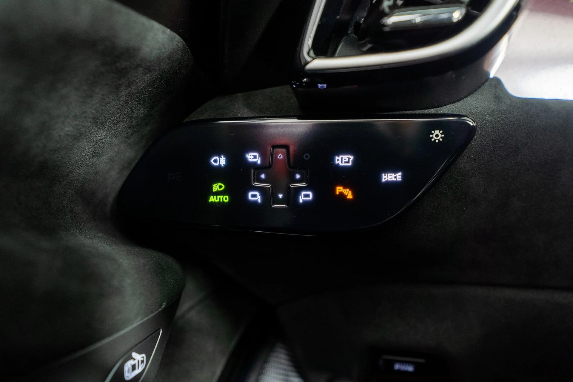 mph029_1841683507_e1b2d3b7_9bf9_4e73_8f7b_bd21402c08ff_476800550c