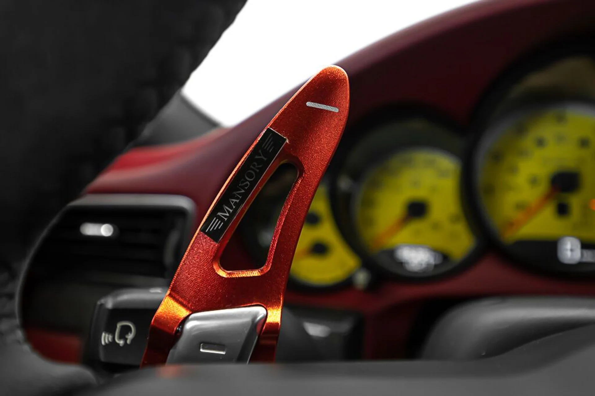 mph029_184939489_porsche_911_2018_jpg_v_1773863537_d932a6b85e