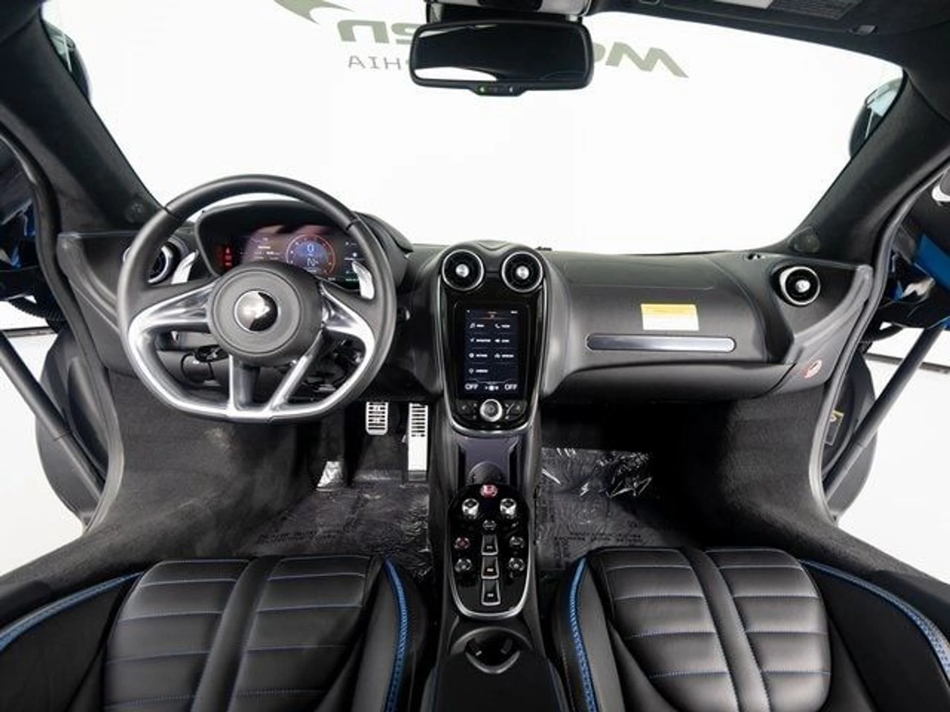 mph029_1850282132_354d94496aa7910529334cb4e631876cx_4aee80f2ba