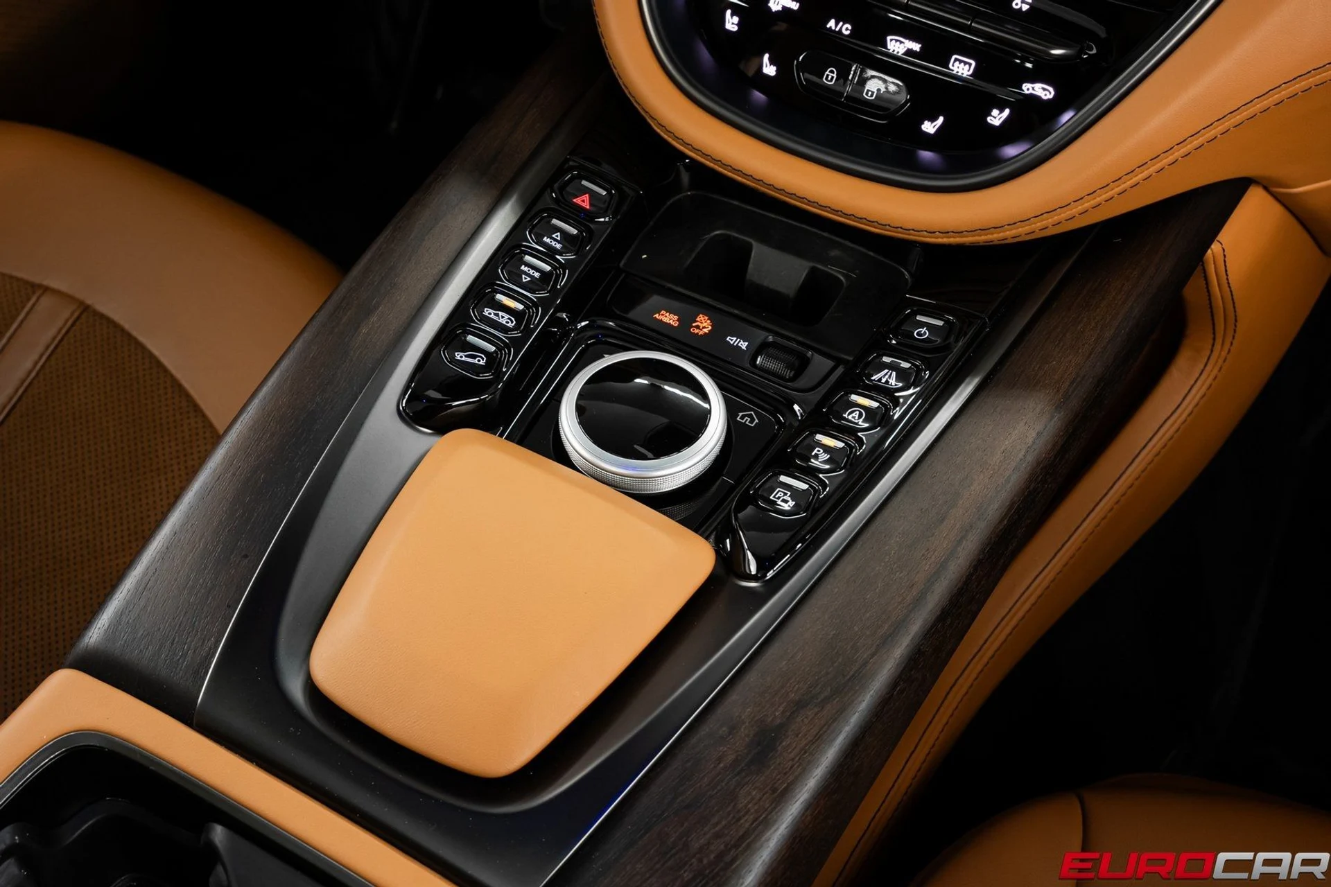 mph029_1851325970_image_30_6882b5dfc1