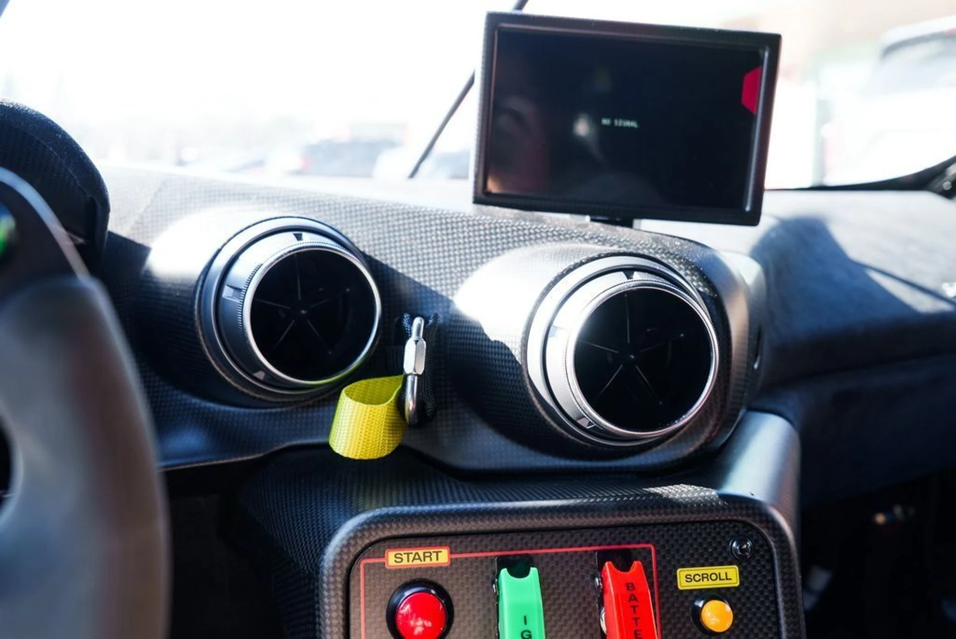 mph029_1853014023_09e3a1a48b72798c9c9556c6f4380a4e_f143db9863