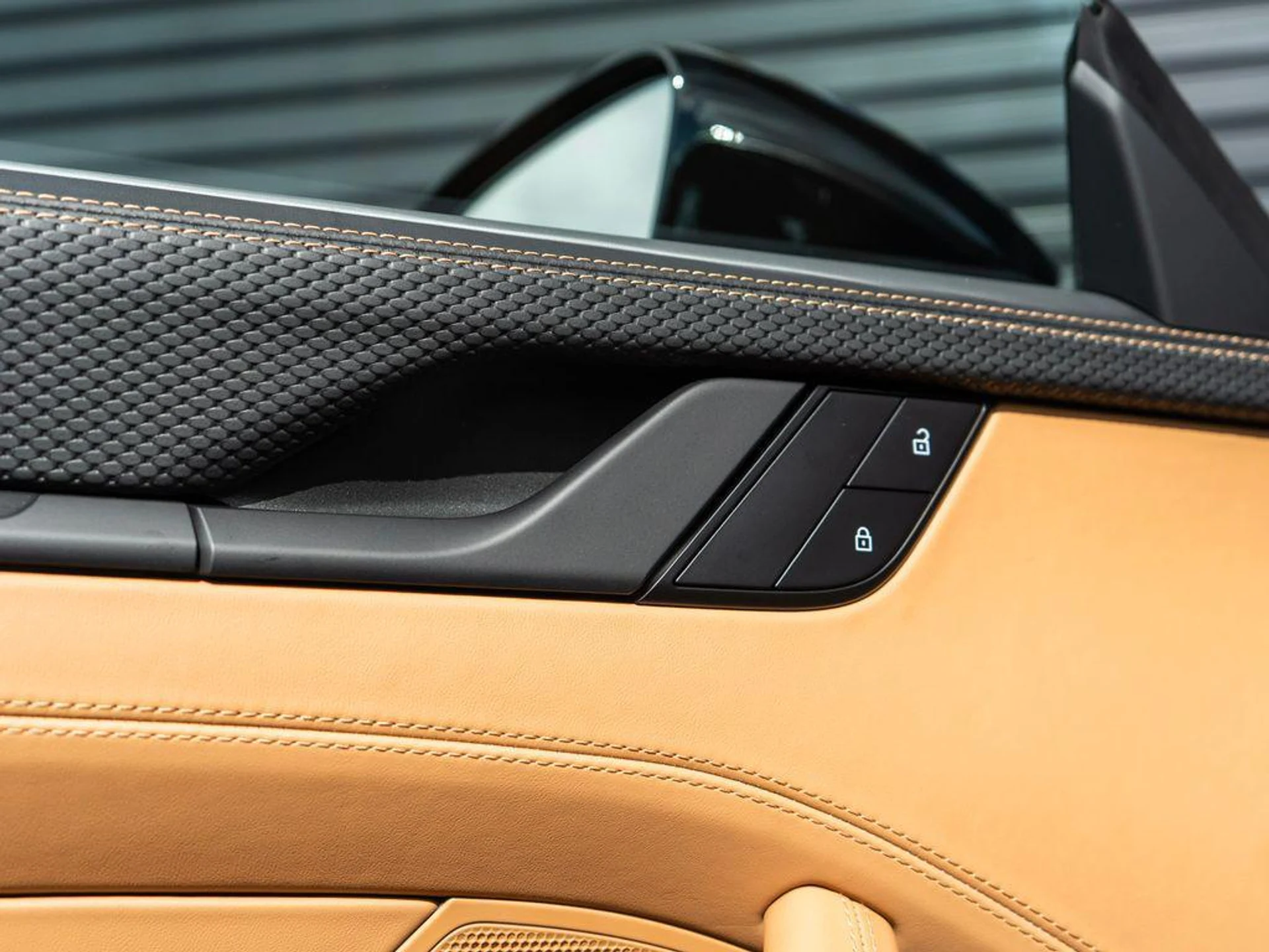 mph029_1862737536_Hpa_H_Dls_Oju_YHU_Ce_JR_4_DXP_Ekow_JM_31673b28d2