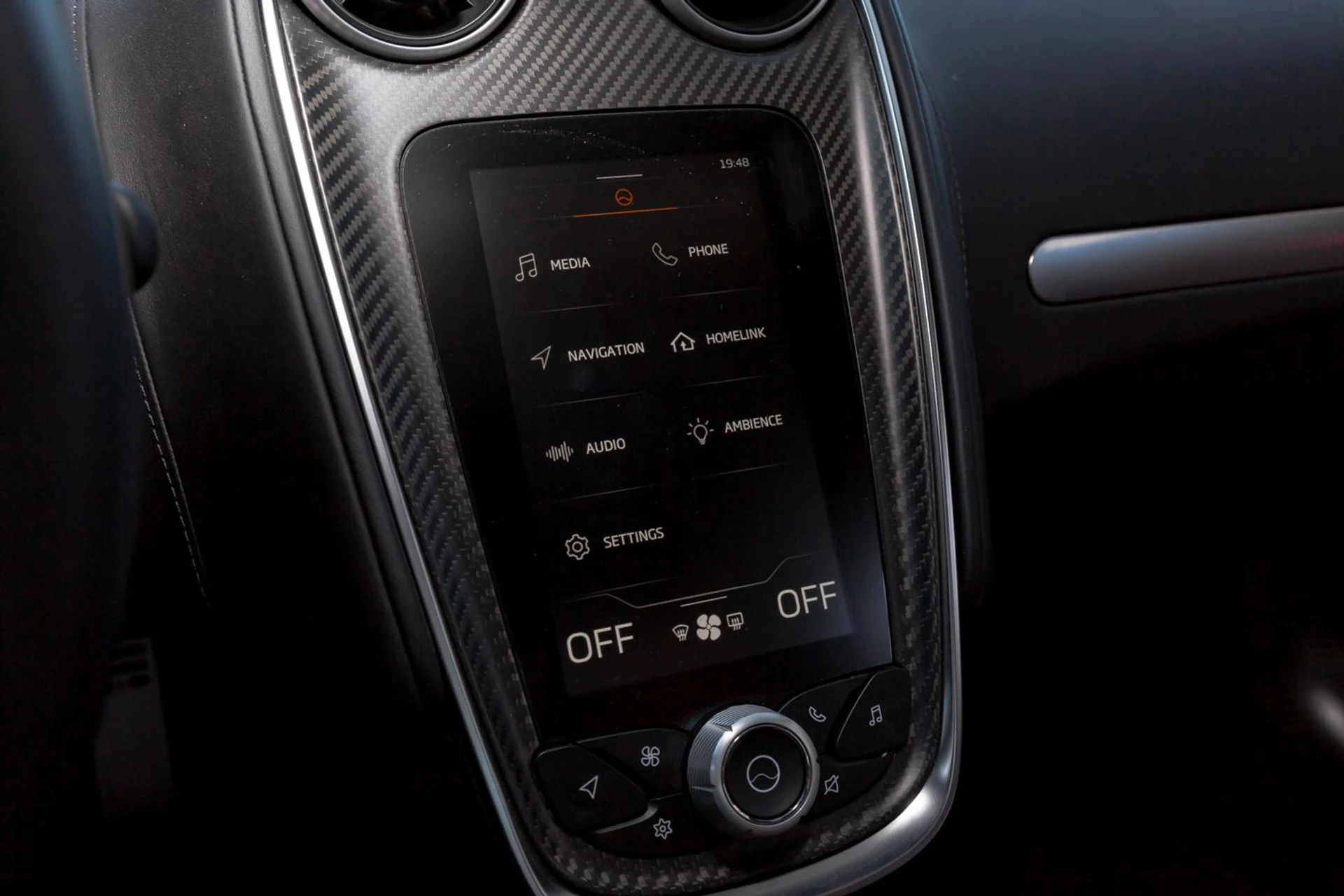 mph029_1864663090_467_p30_l_7db994d54b