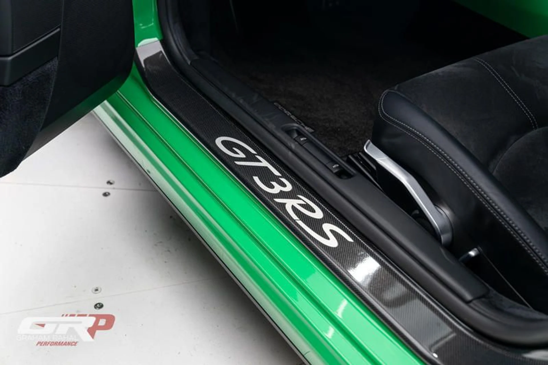 mph029_1870505277_8_C2_FA_731_A2_B1_492_D_884_F_390_BD_0958_FAE_51afce0b57