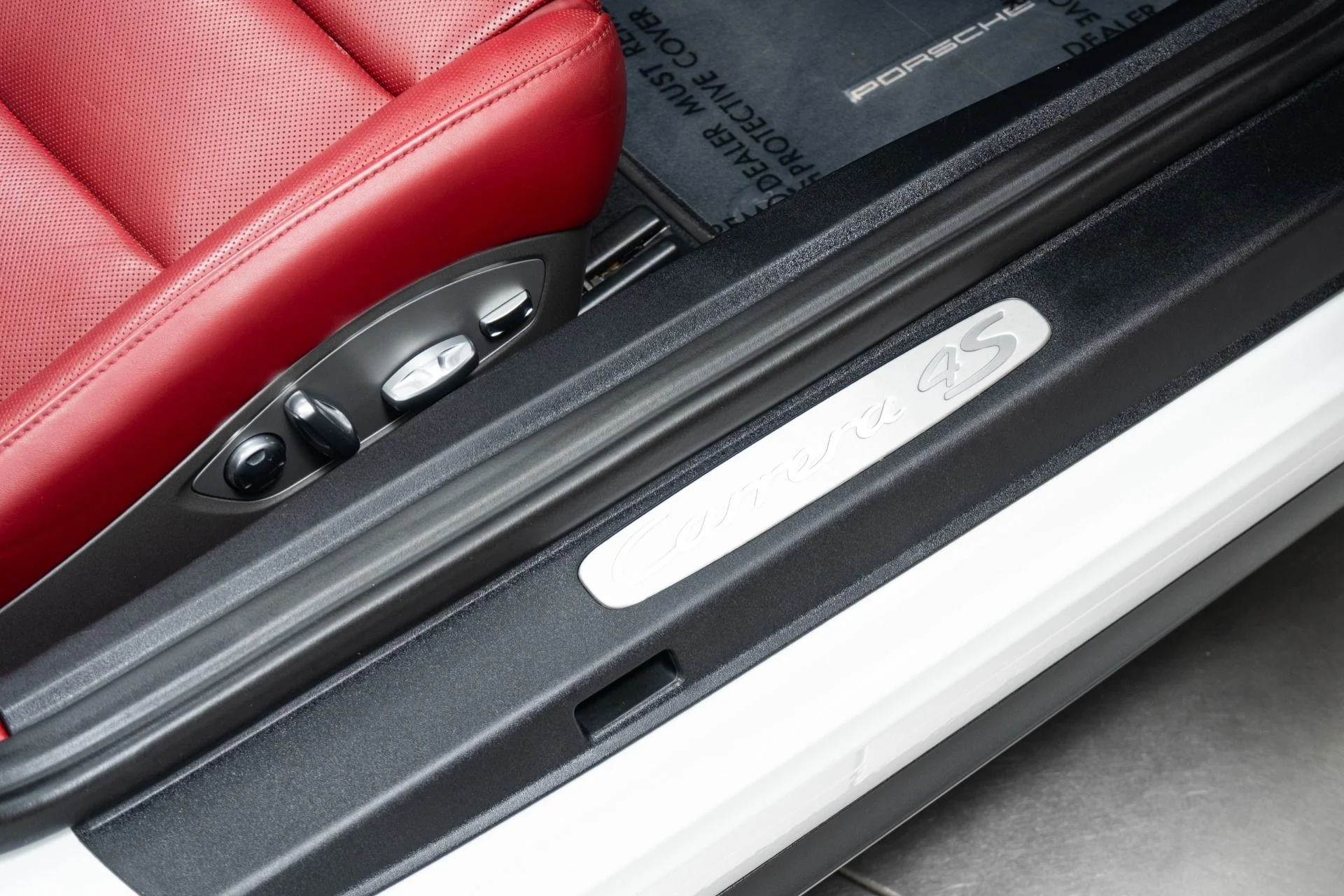 mph029_1873614605_Used_2017_Porsche_911_Carrera_4_S_Cabriolet_Sport_Package_Premium_Package_Plus_1775682949_20748ee06f