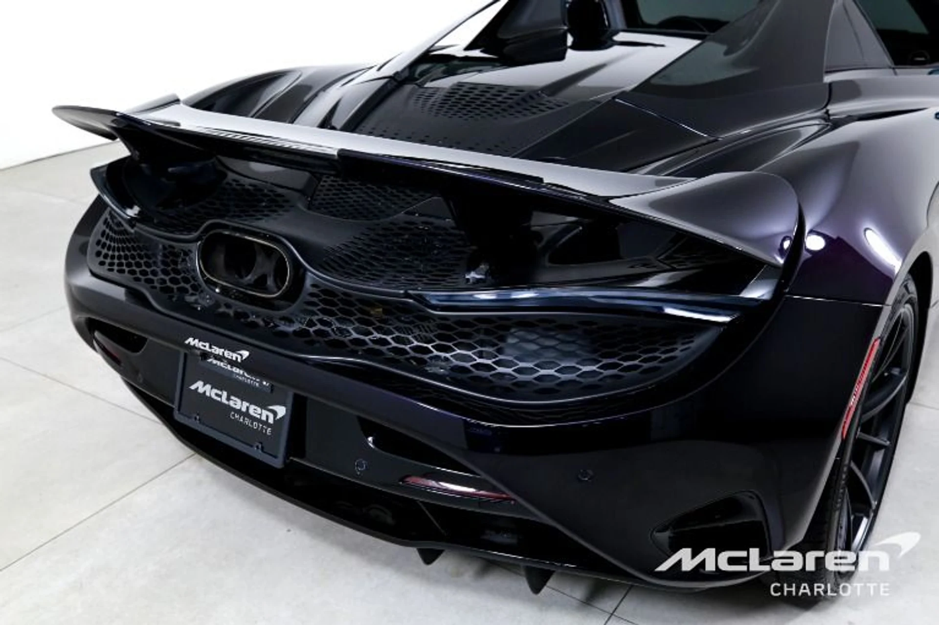mph029_1874844543_Used_2024_Mc_Laren_750_S_Spider_14b977dd41