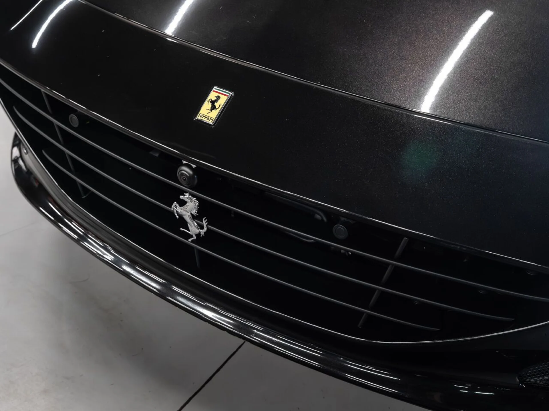 mph029_1891652607_ferrari_california_2015_0dbfc7d57a