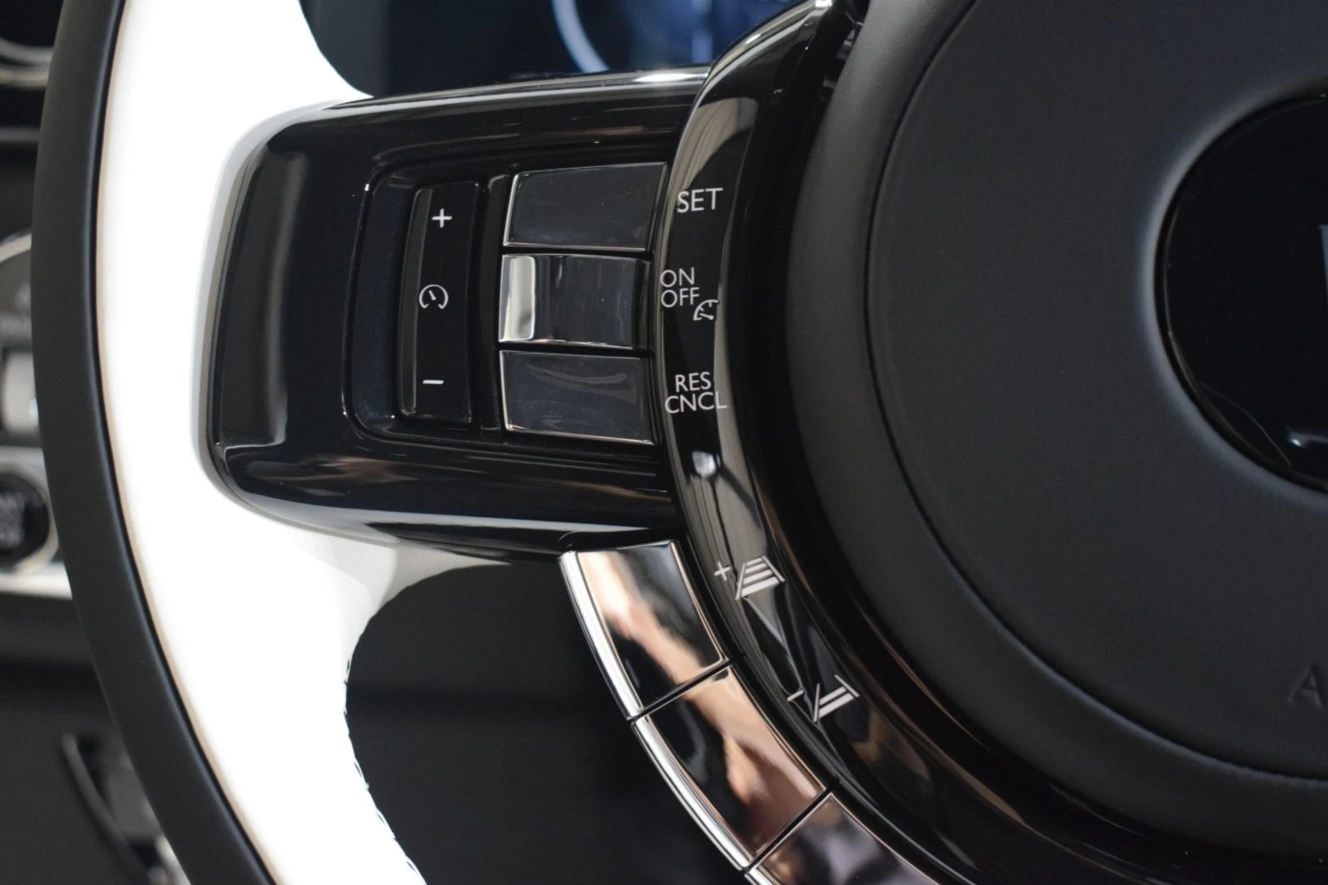 mph029_190064206_fa0199b84eb12605b05bb8556bb83d85x_d7e0aa1806