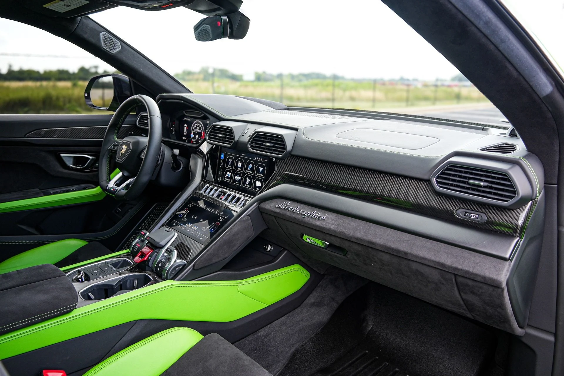 mph029_1902898073_Used_2021_Lamborghini_Urus_1783023413_b46cbea668